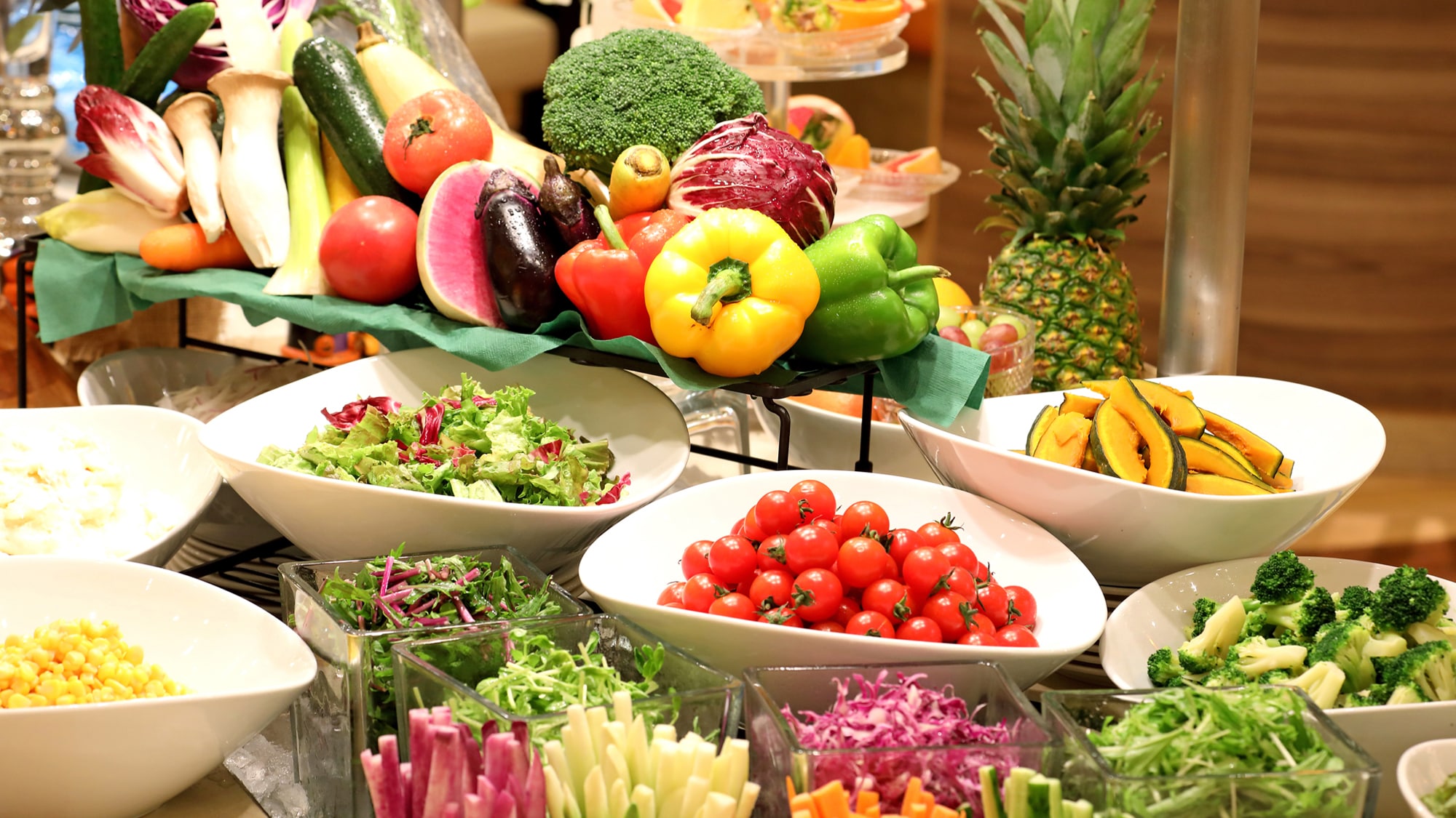 Breakfast buffet (salad bar)