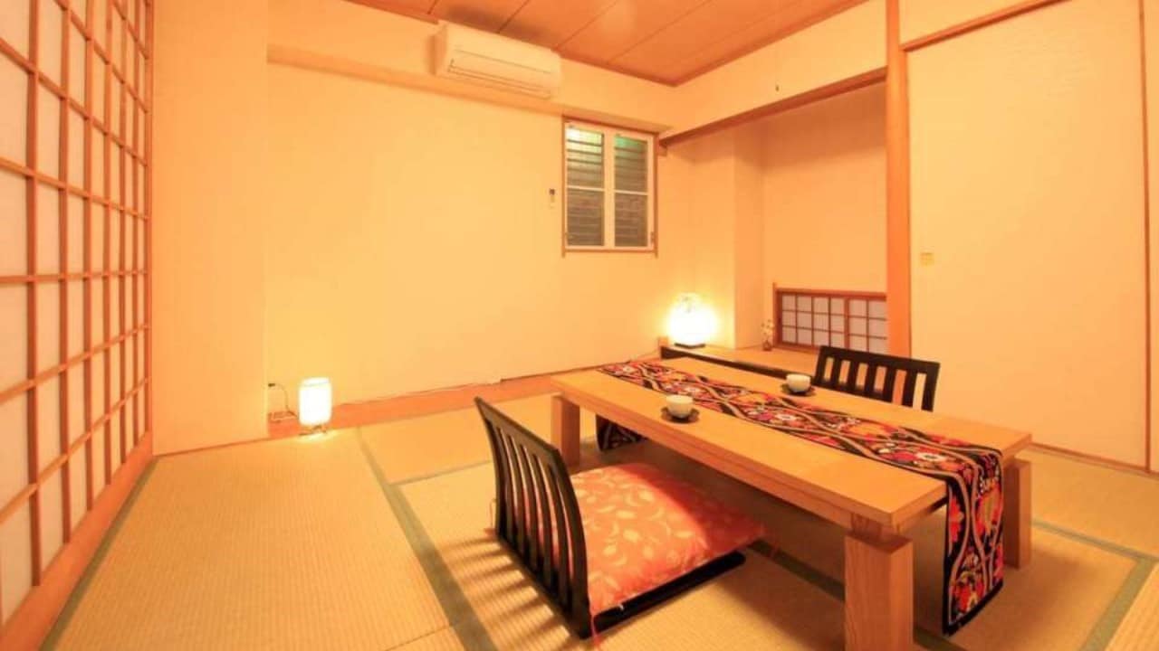 Semua kamar memiliki kamar bergaya Jepang yang luas.