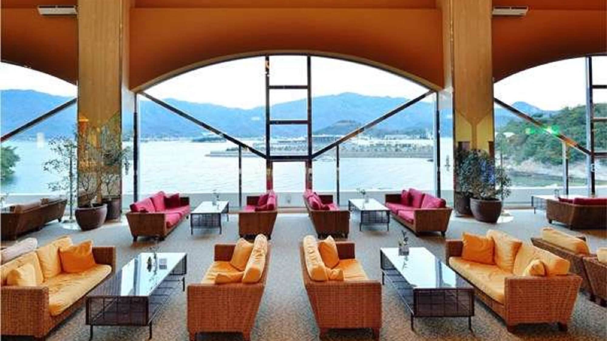 ร้านกาแฟชั้น 1