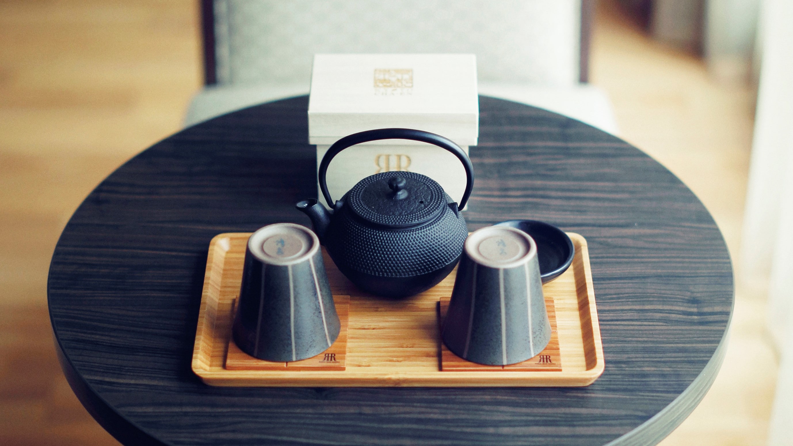 Iron kettle teapot