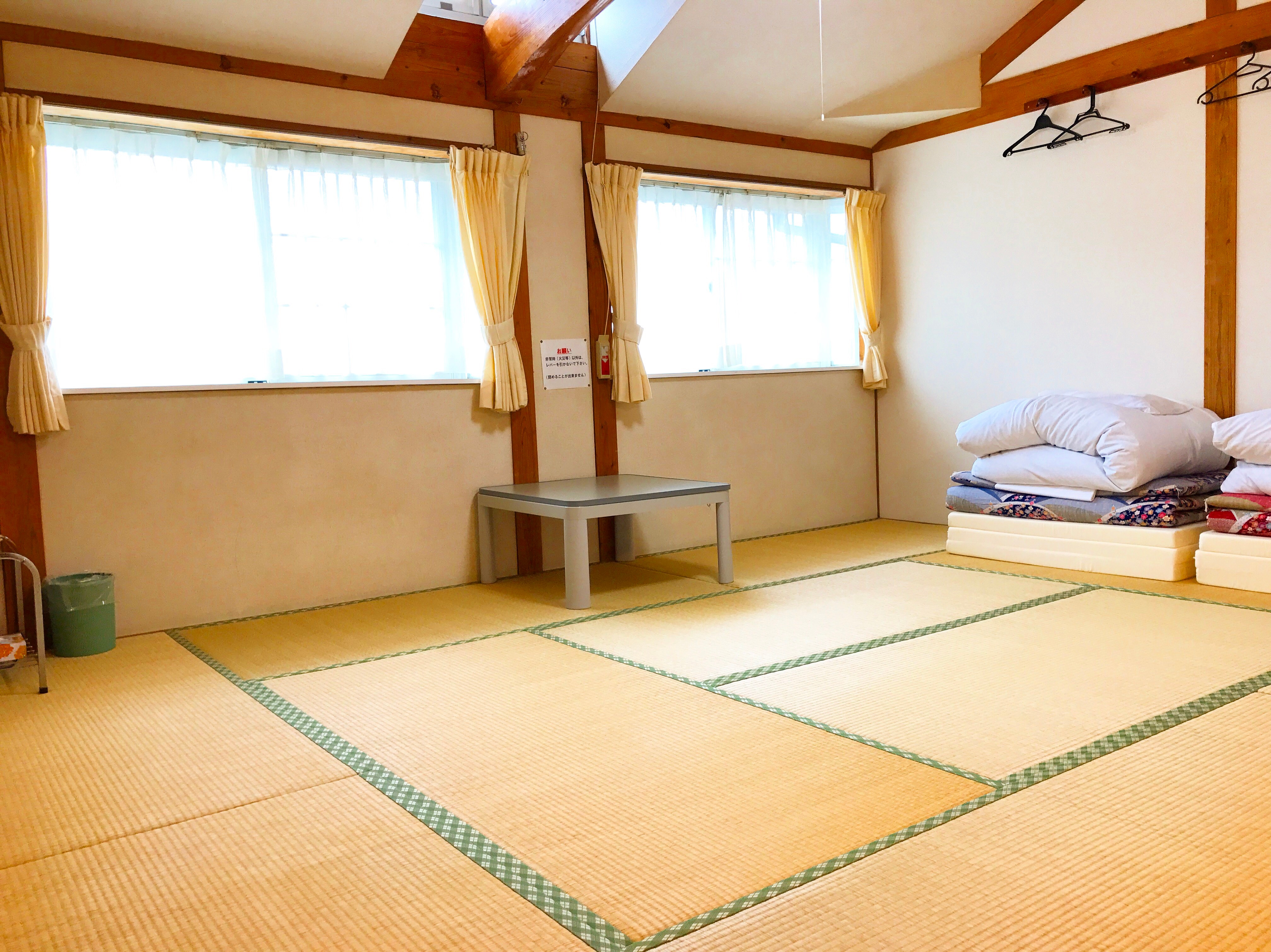 Japanese-style room 10 tatami mats