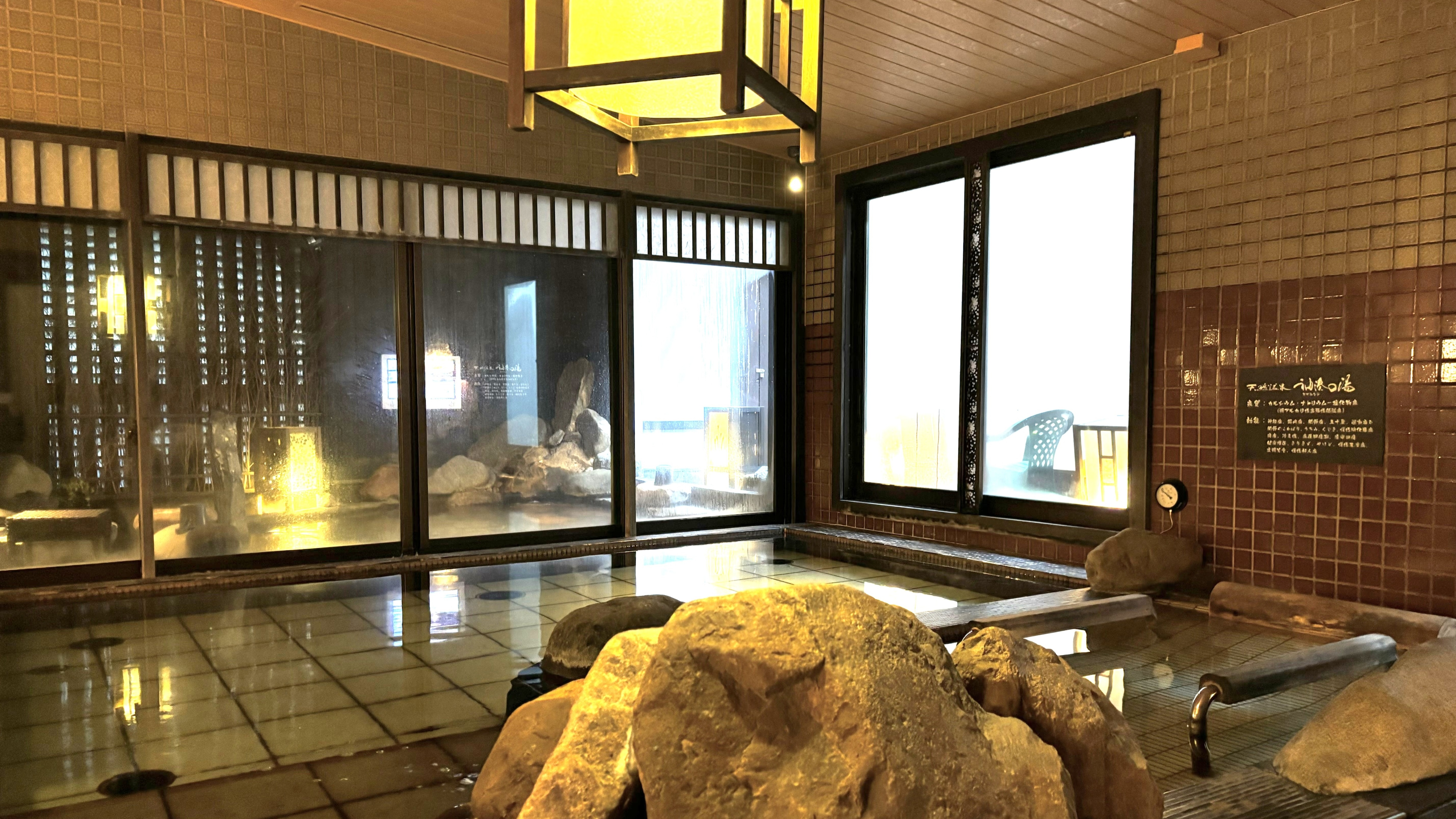 남자 대욕장 내탕