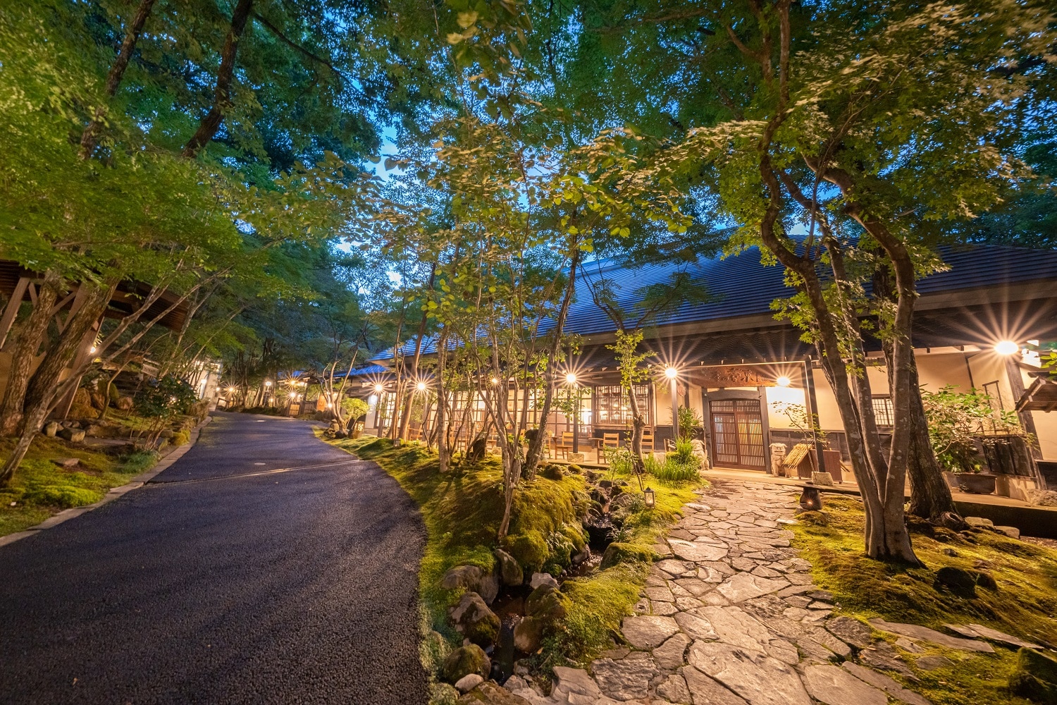 료슈안 외관
