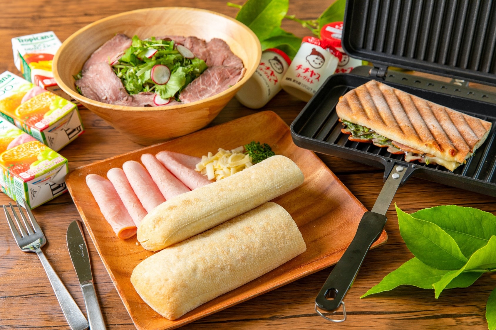 Set sandwich hangat untuk sarapan