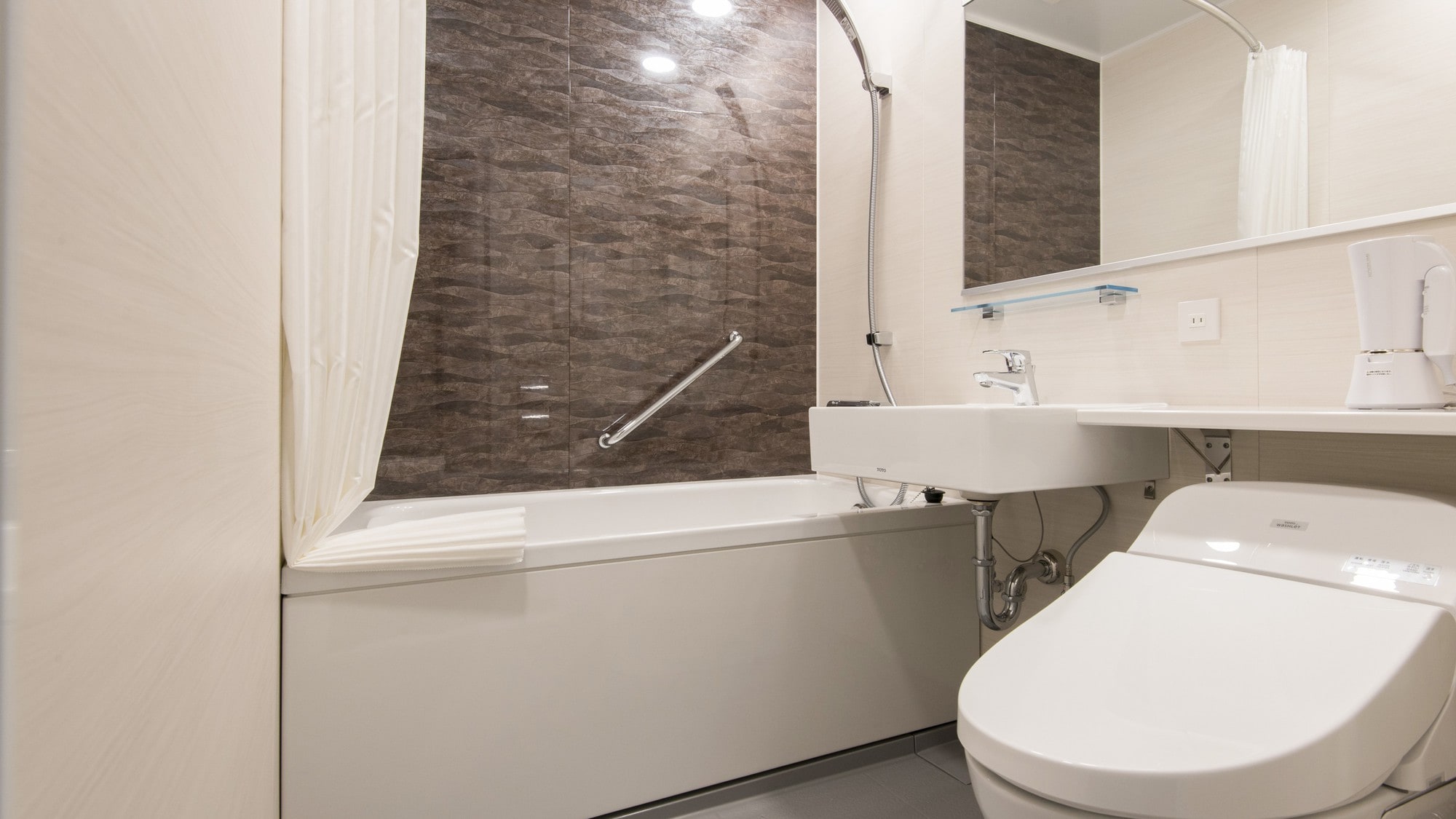 Bathroom <Unit bath (moderate double)>