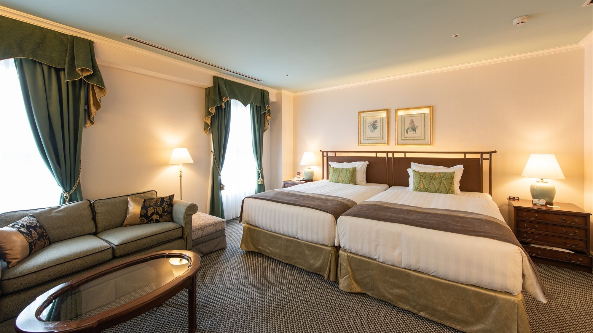 <Standard Twin> We offer three types of rooms, each with a different look based on a different color.