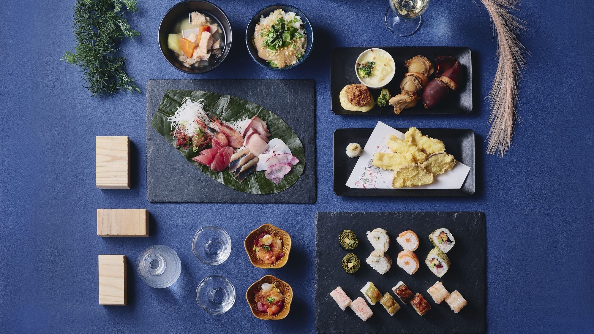 ■夕食ビュッフェ／掲載内容は一例です。仕入れ状況等により変更になる場合がございます