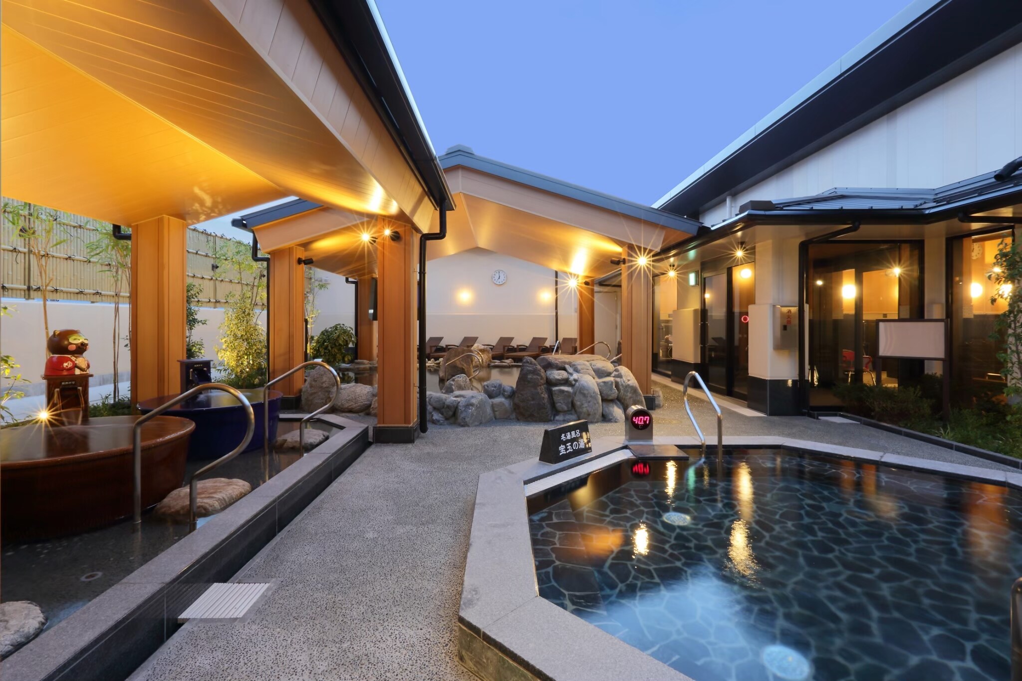 "Yunoshiro/Ogaki store" open-air bath