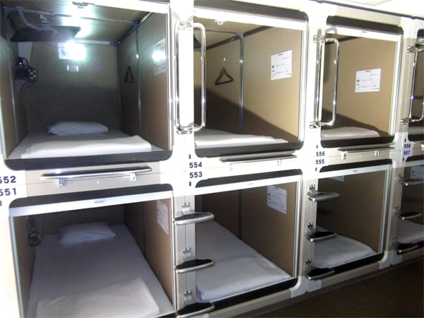 Wide Capsule Room ③