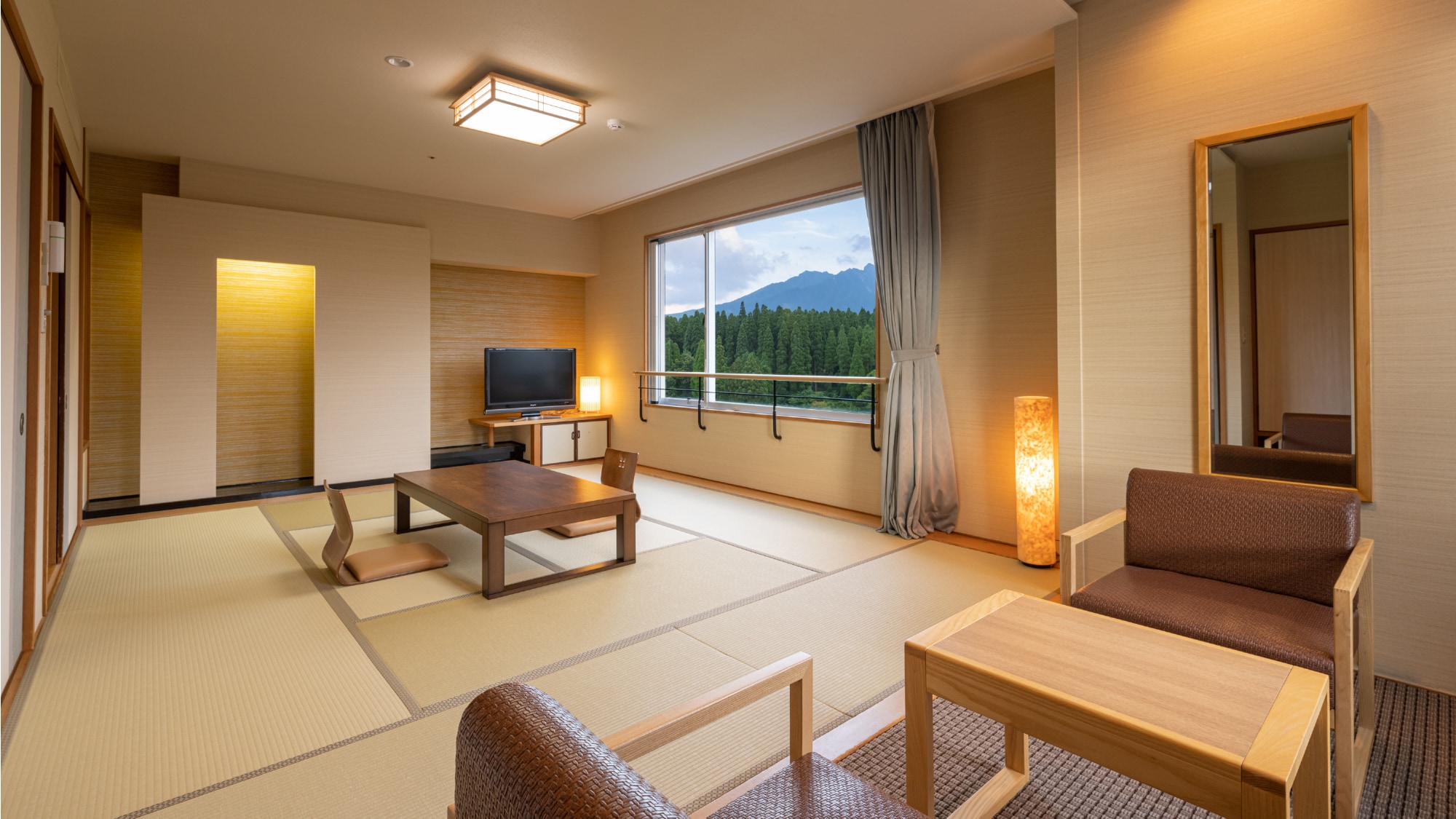 Japanese style room 10 tatami mats