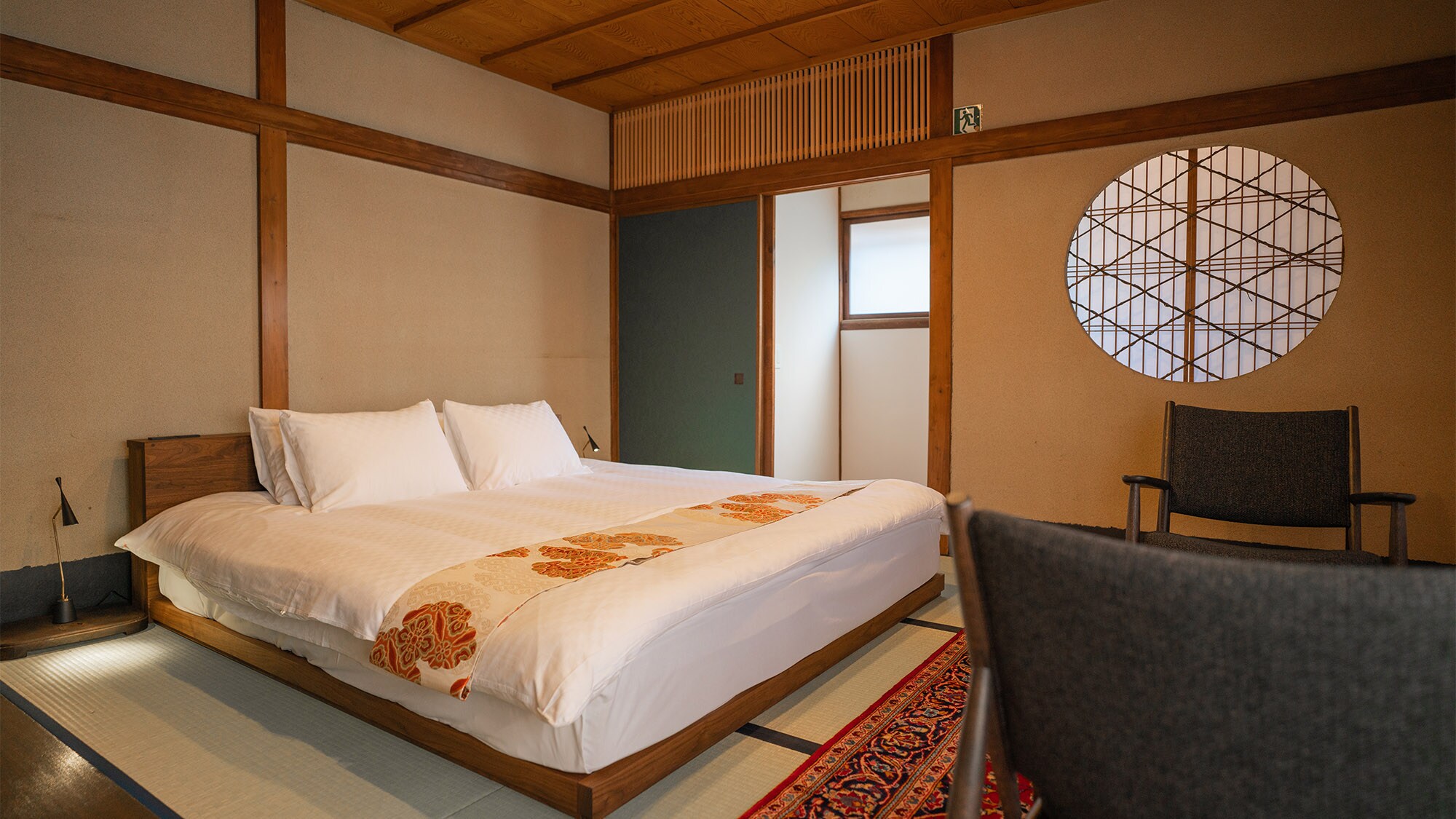·bedroom