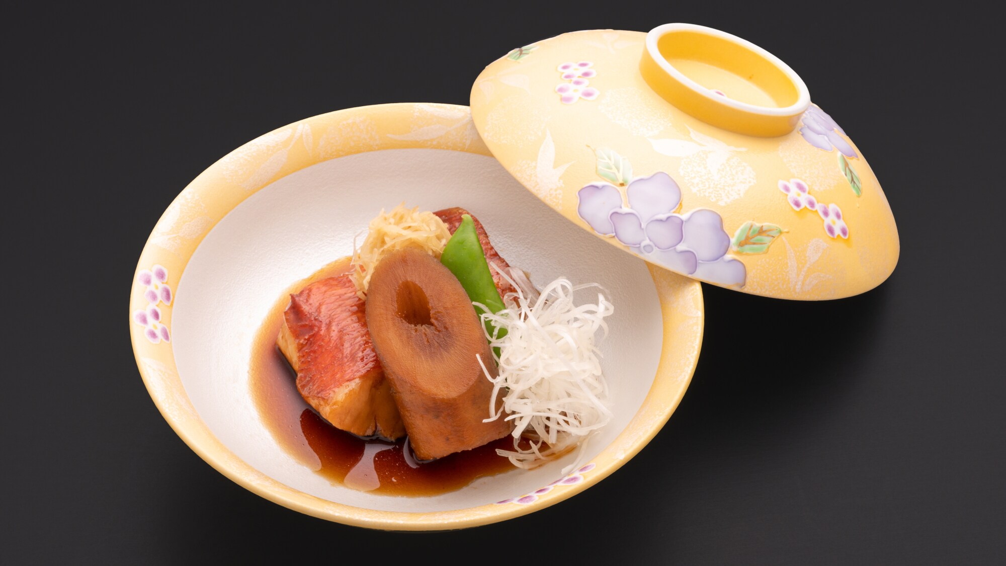 Namimakura Kaiseki: Phi lê cá hồng mắt vàng hầm