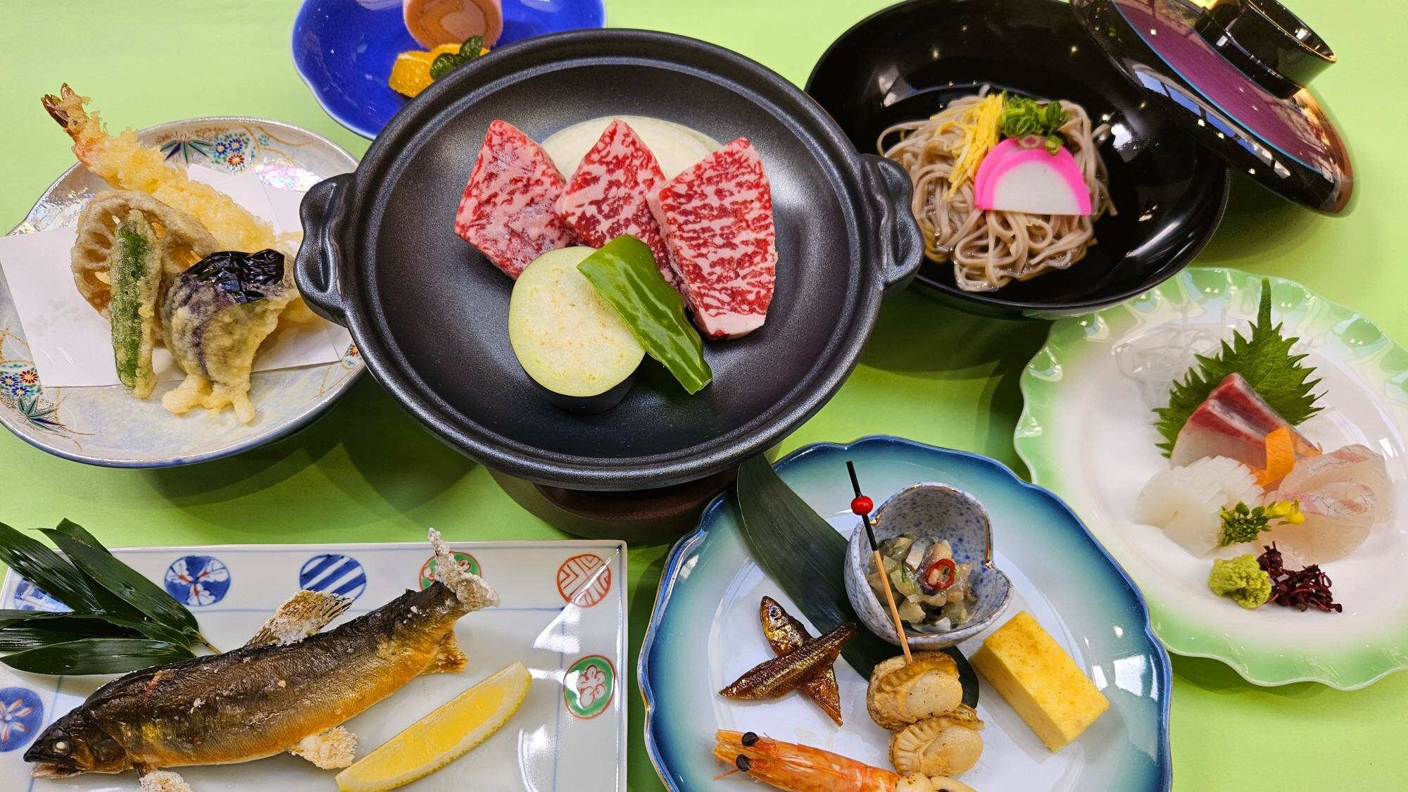 [Basic Kaiseki] Enjoy the bounty of the sea and mountains, including "Otsukuri" and "Domestic beef teppanyaki"