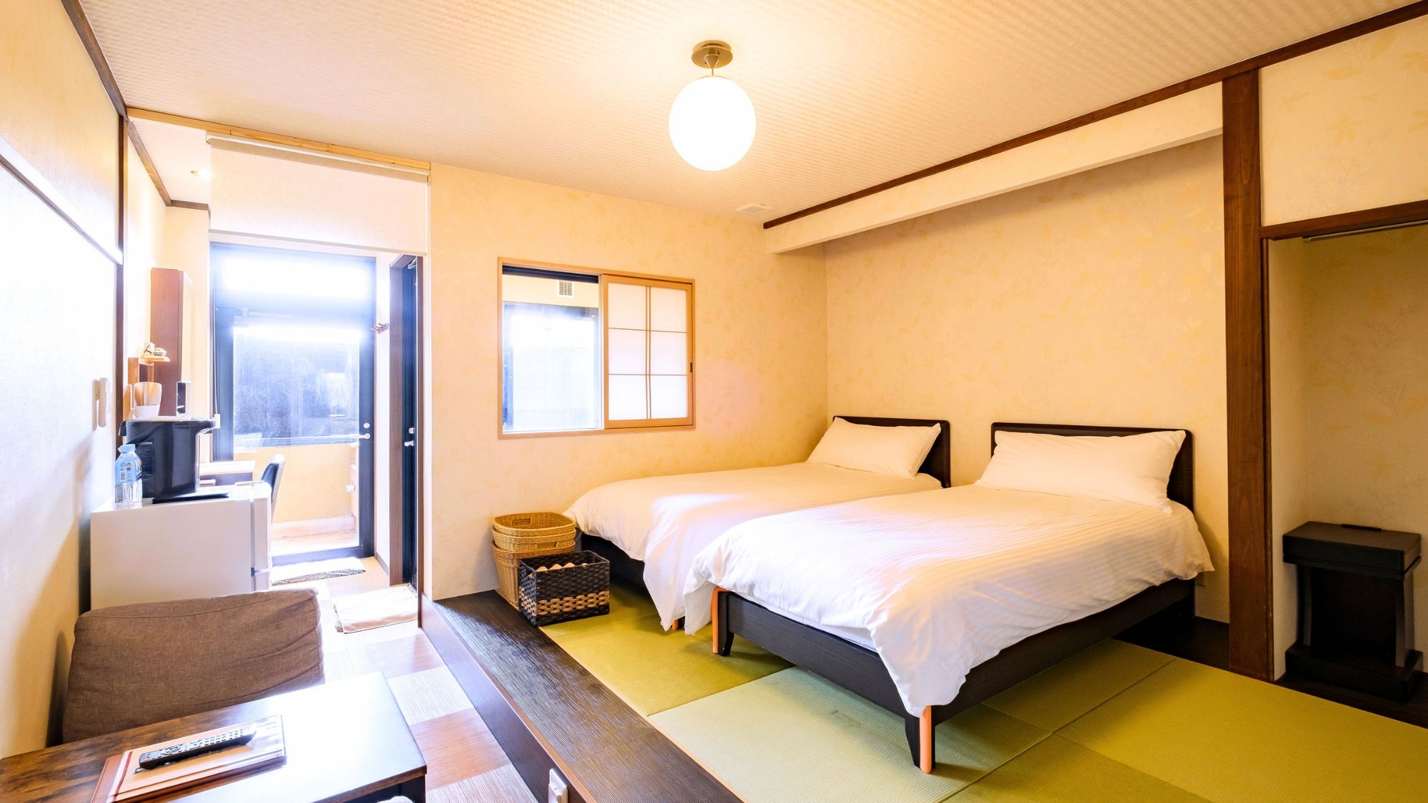 [Inn 201-203] Free-flowing hot spring, indoor bath and open-air bath