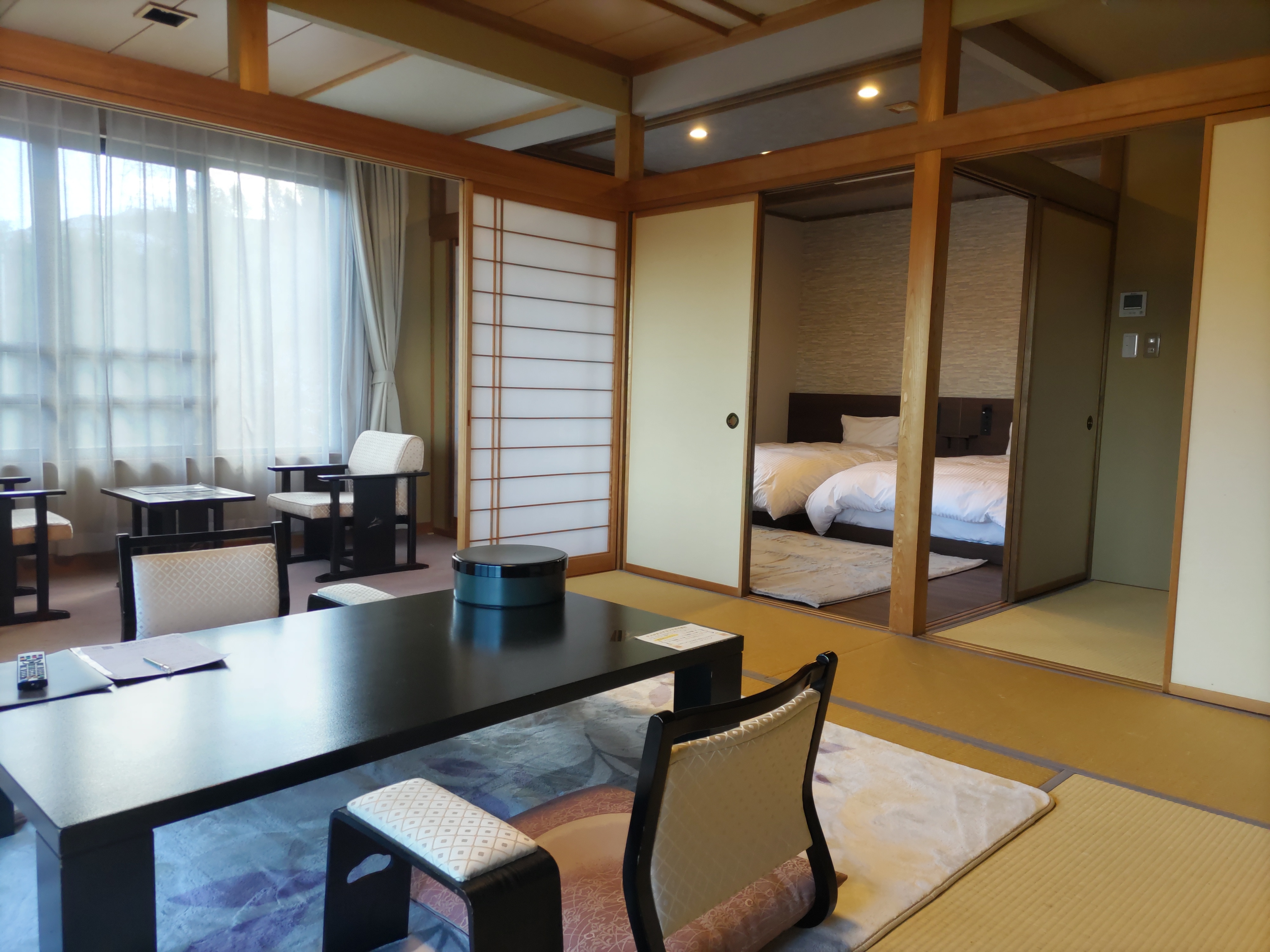 An example of a special Japanese-Western room
