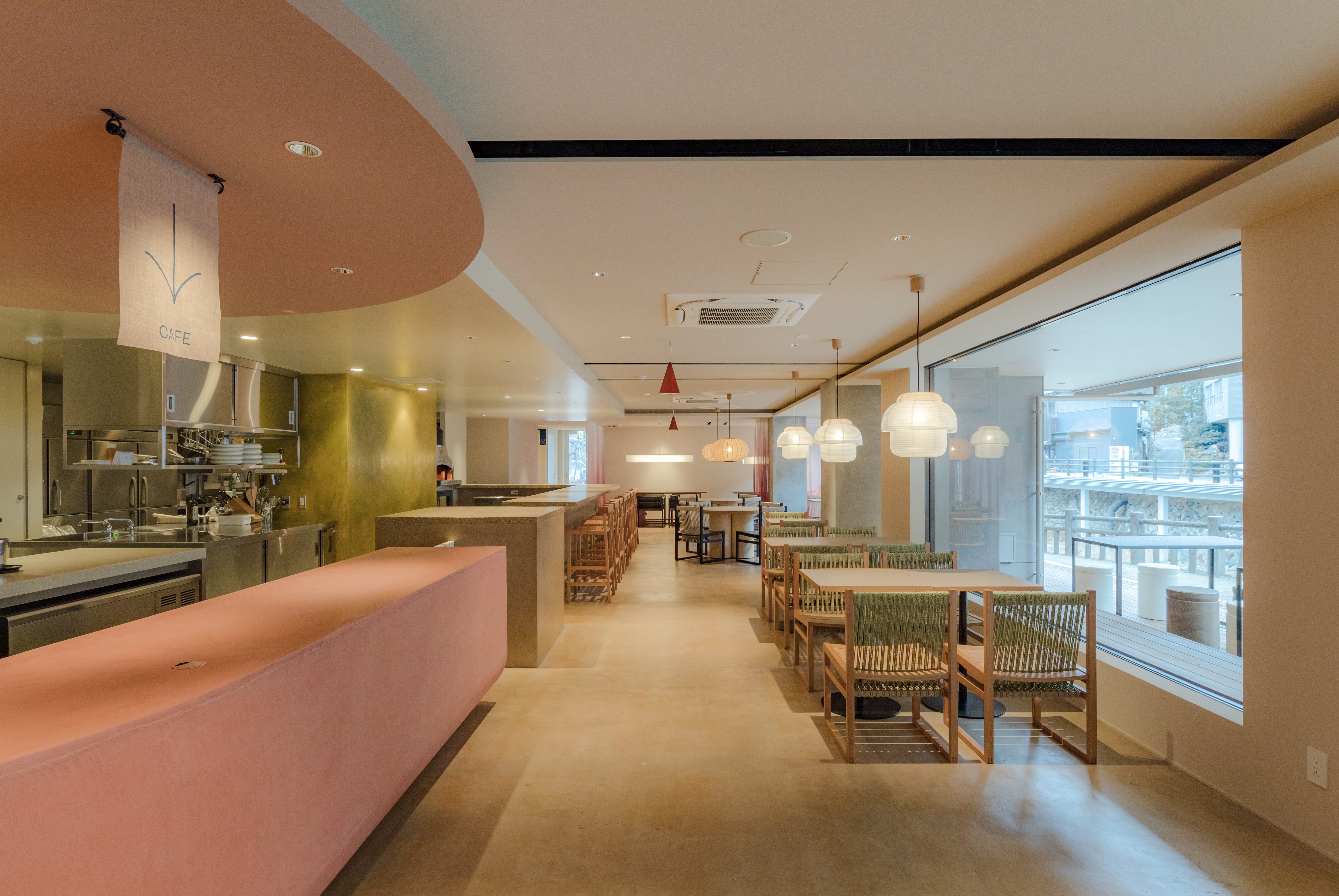 【레스토랑 1F】현지의 제철 식재료를 듬뿍 사용한 이탈리안 레스토랑 「TARU」