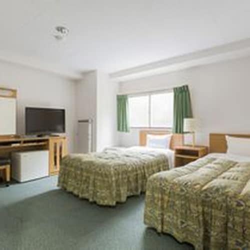 Twin Room <lower floors, Tsukiji Honganji side> x 3 rooms