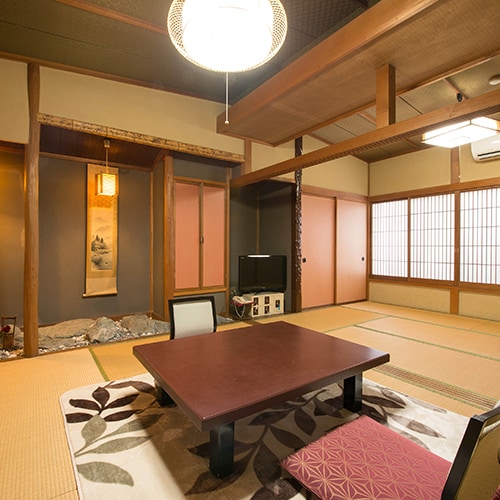[Japanese-style room/Higashiyama] Each room is designed differently in every detail.