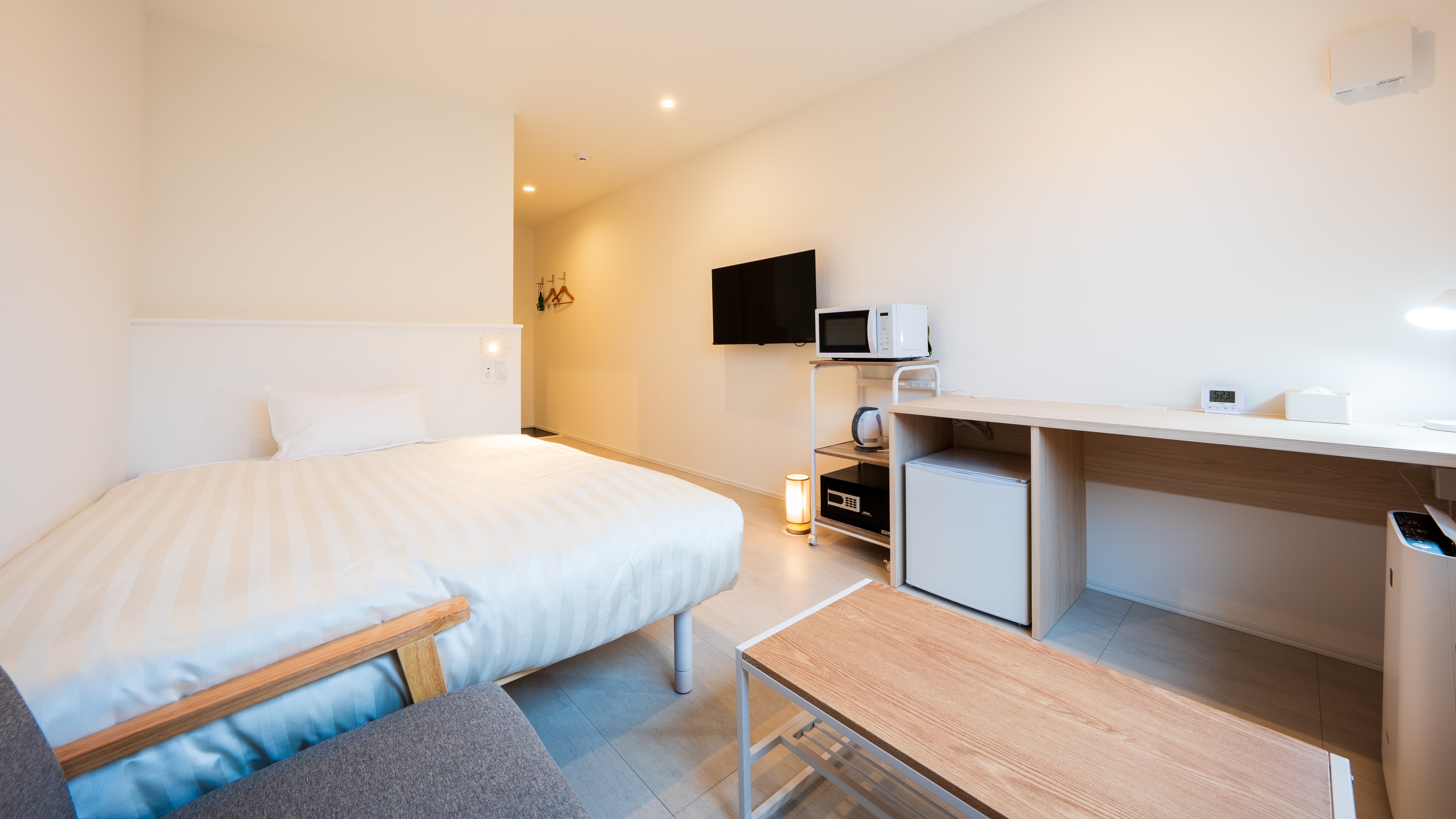 더블룸《탈출/금연》