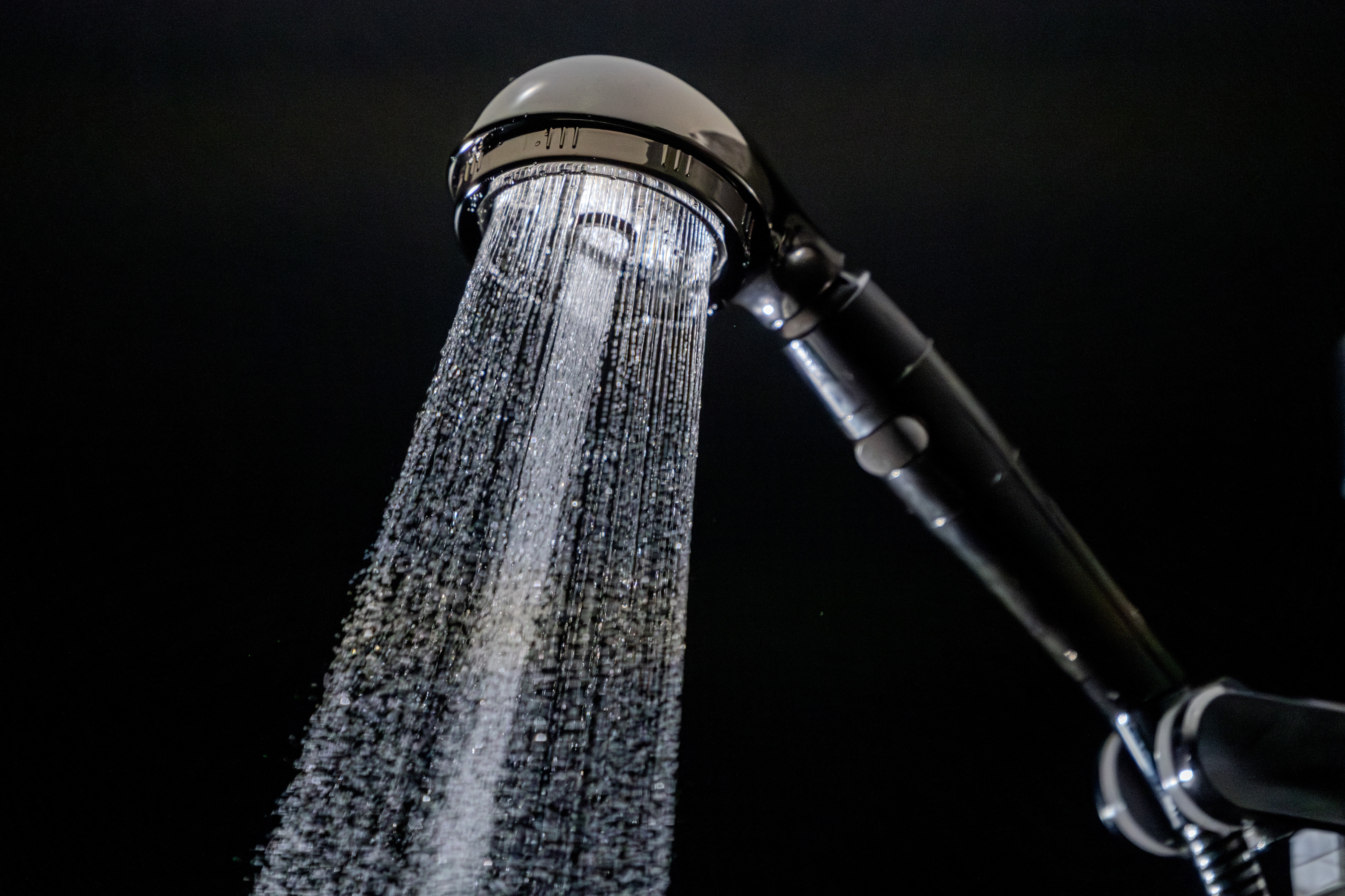 Shower (standard guest room)