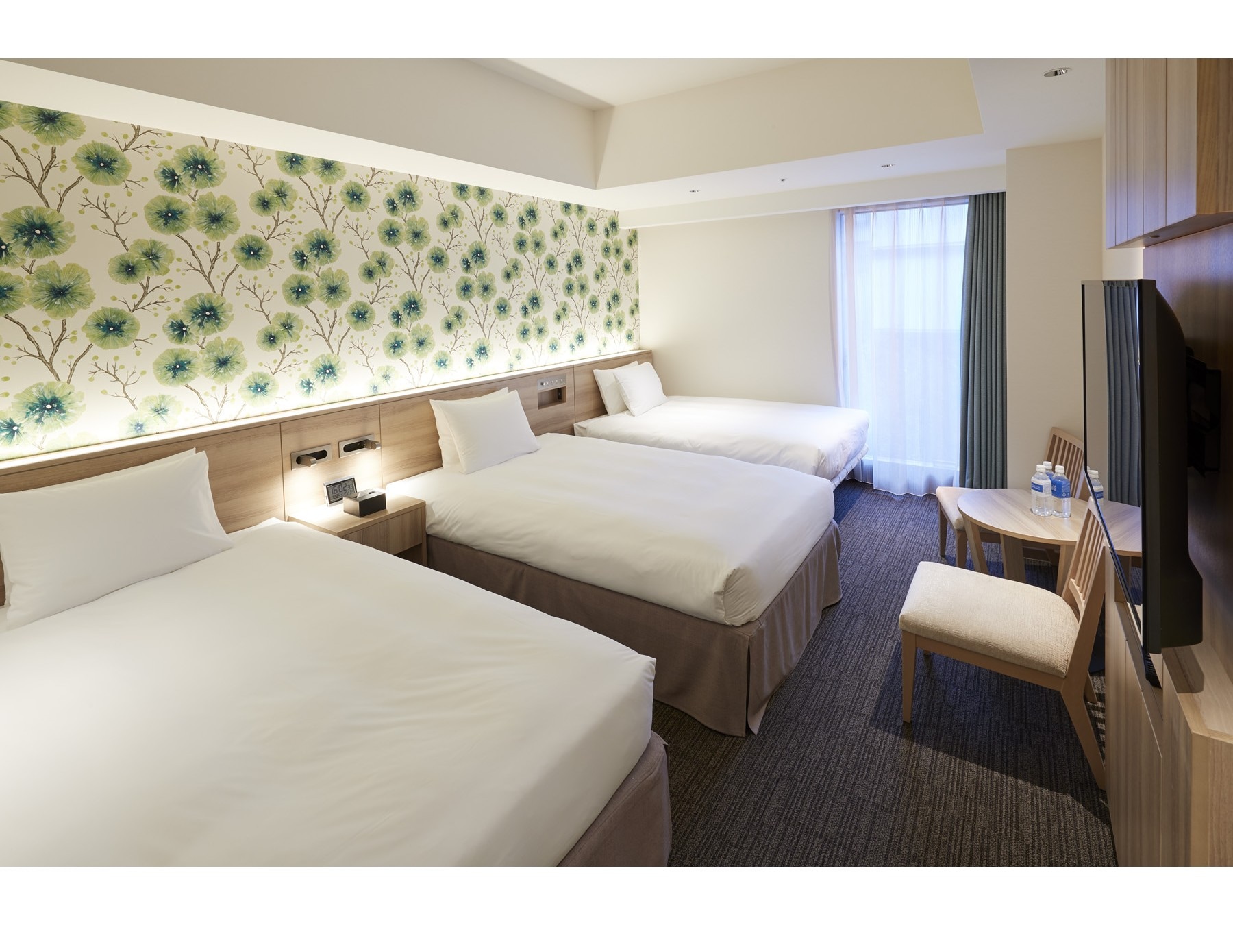 Twin room (for 3 people)