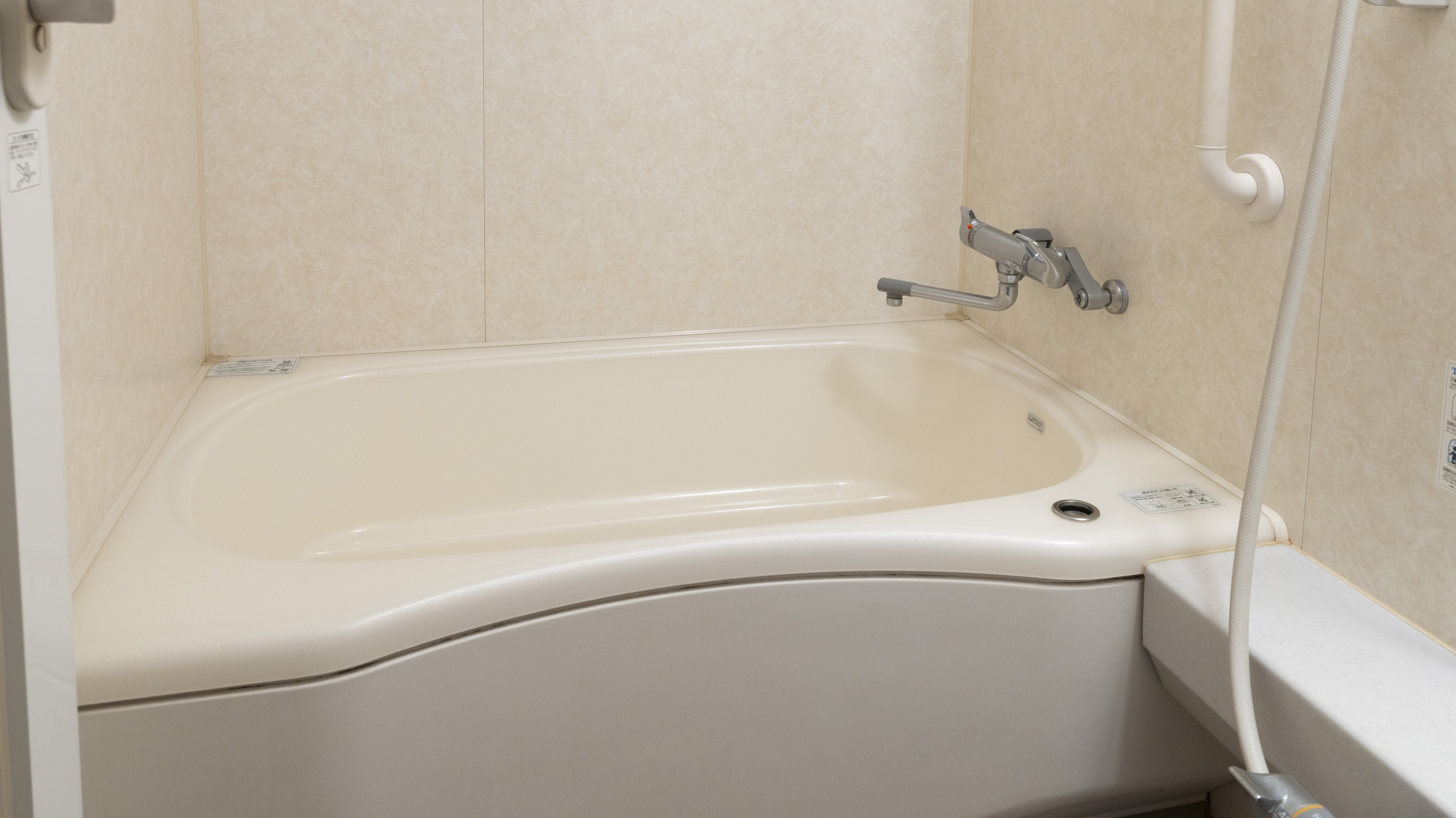 [Japanese-Western room] Example of a washbasin