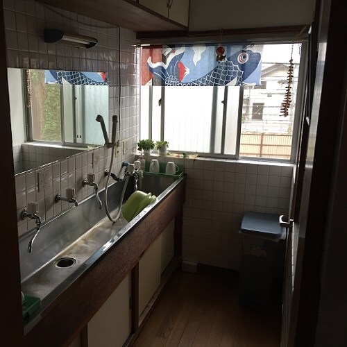 Common washroom