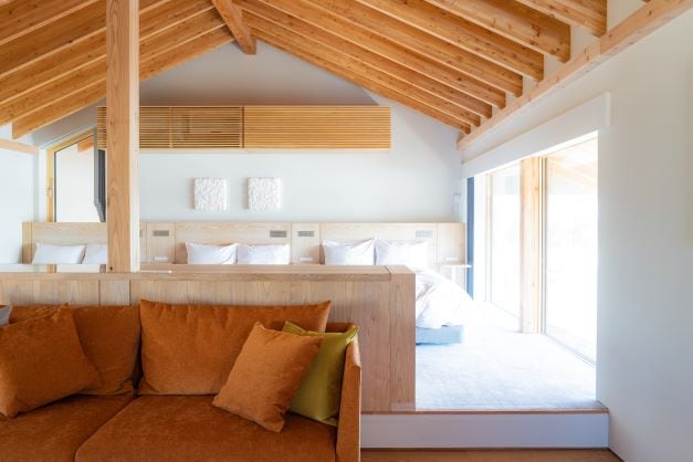 Hillside Villa/Building H, Building I Guest rooms