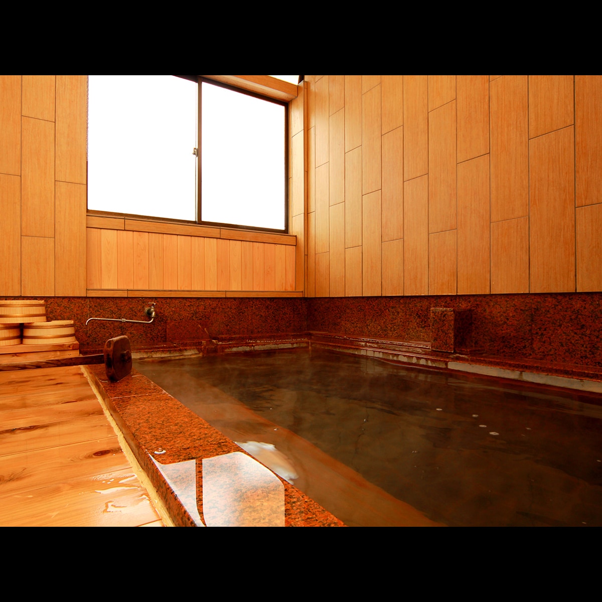 □ Hiba natural stone ◆ Enjoy always fresh water from the source