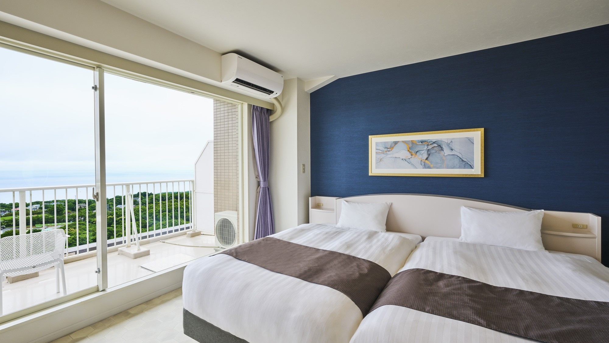Doggy's Premier Suite Bedroom 2