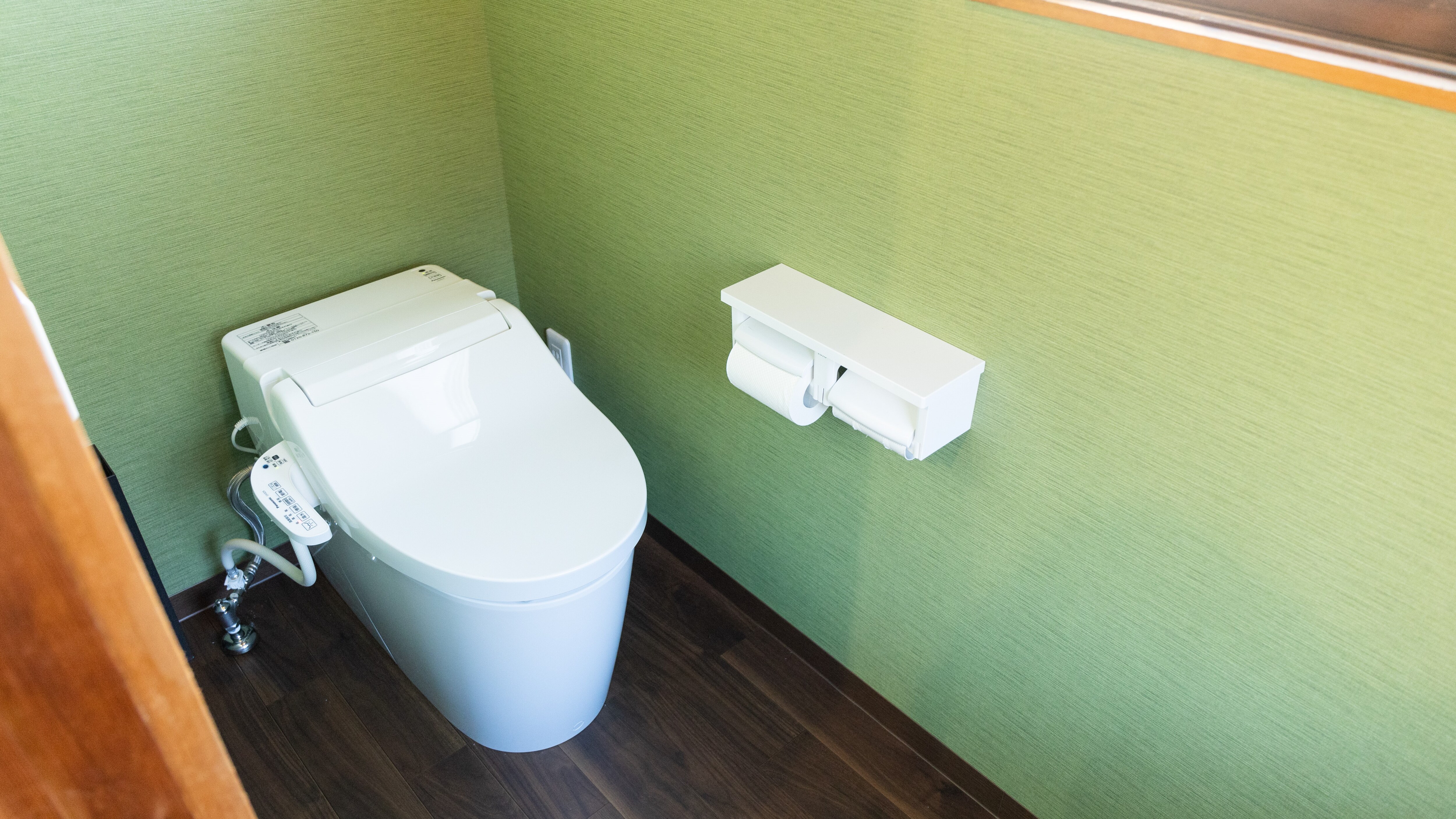 Toilet with heated toilet seat