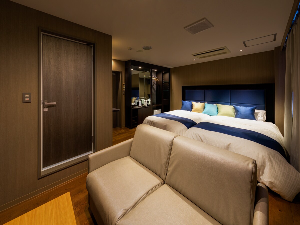 Kamar Deluxe Twin - Semua kamar dilengkapi tempat tidur Simmons yang menawarkan kualitas tidur terbaik
