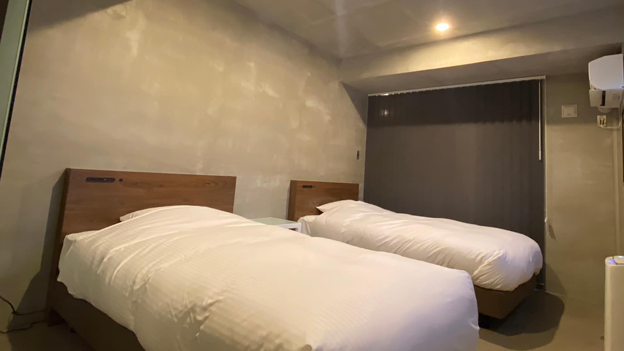Modern Romantic | Bedroom