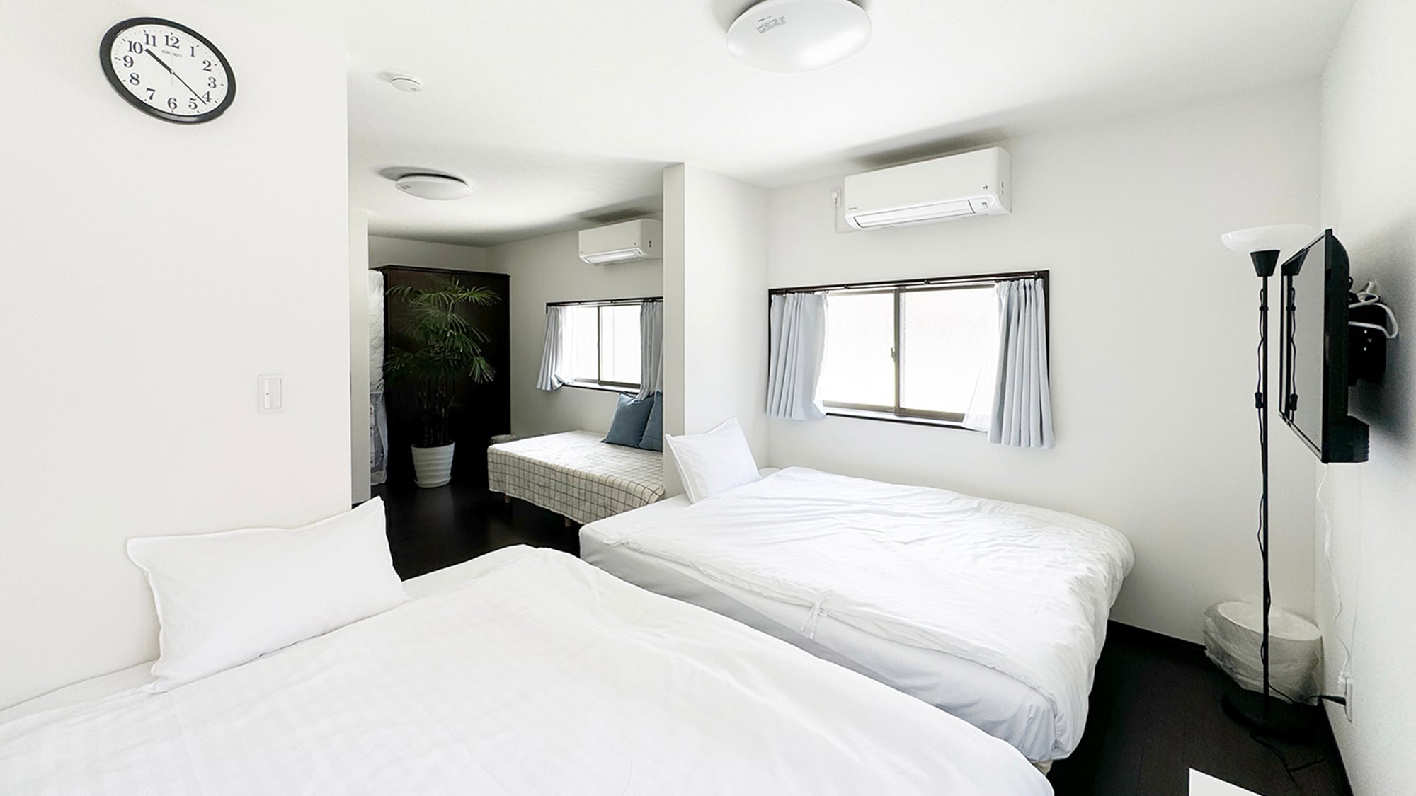 ・[For 210 groups] Equipped with two individual air conditioners! You can stay comfortable all year round.