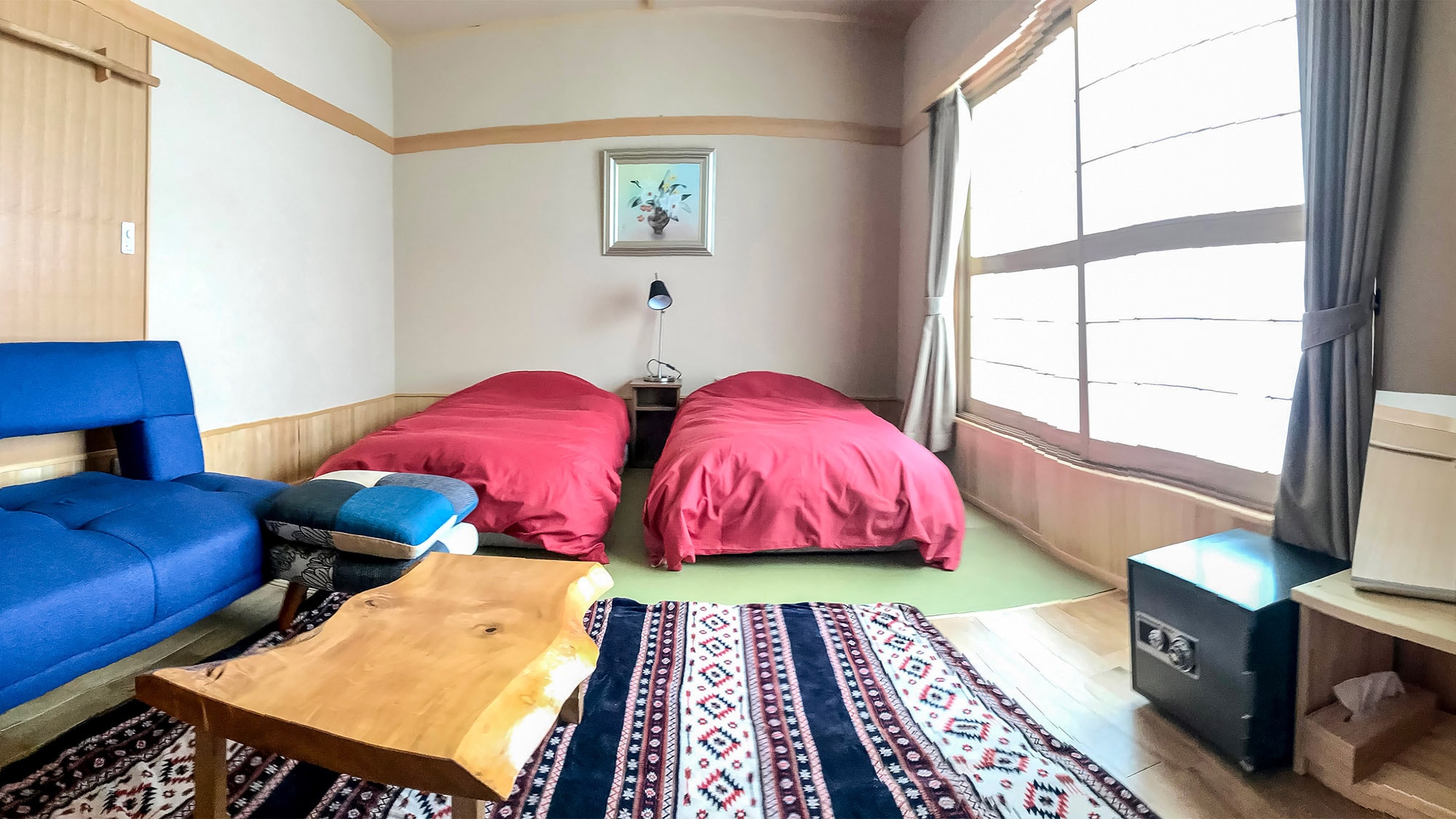 ・ Economy <18 sqm> Japanese and Western room, comfortable room with sofa