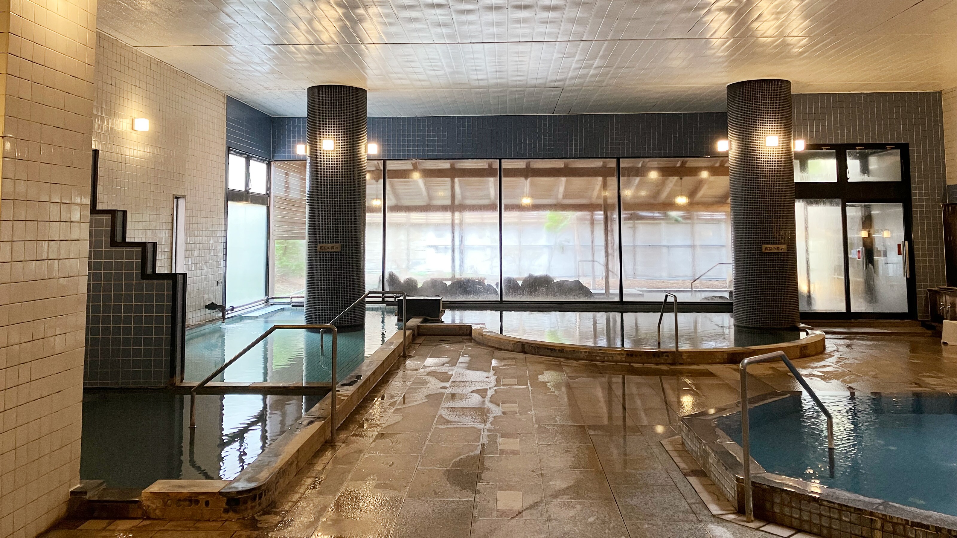 Large communal bath