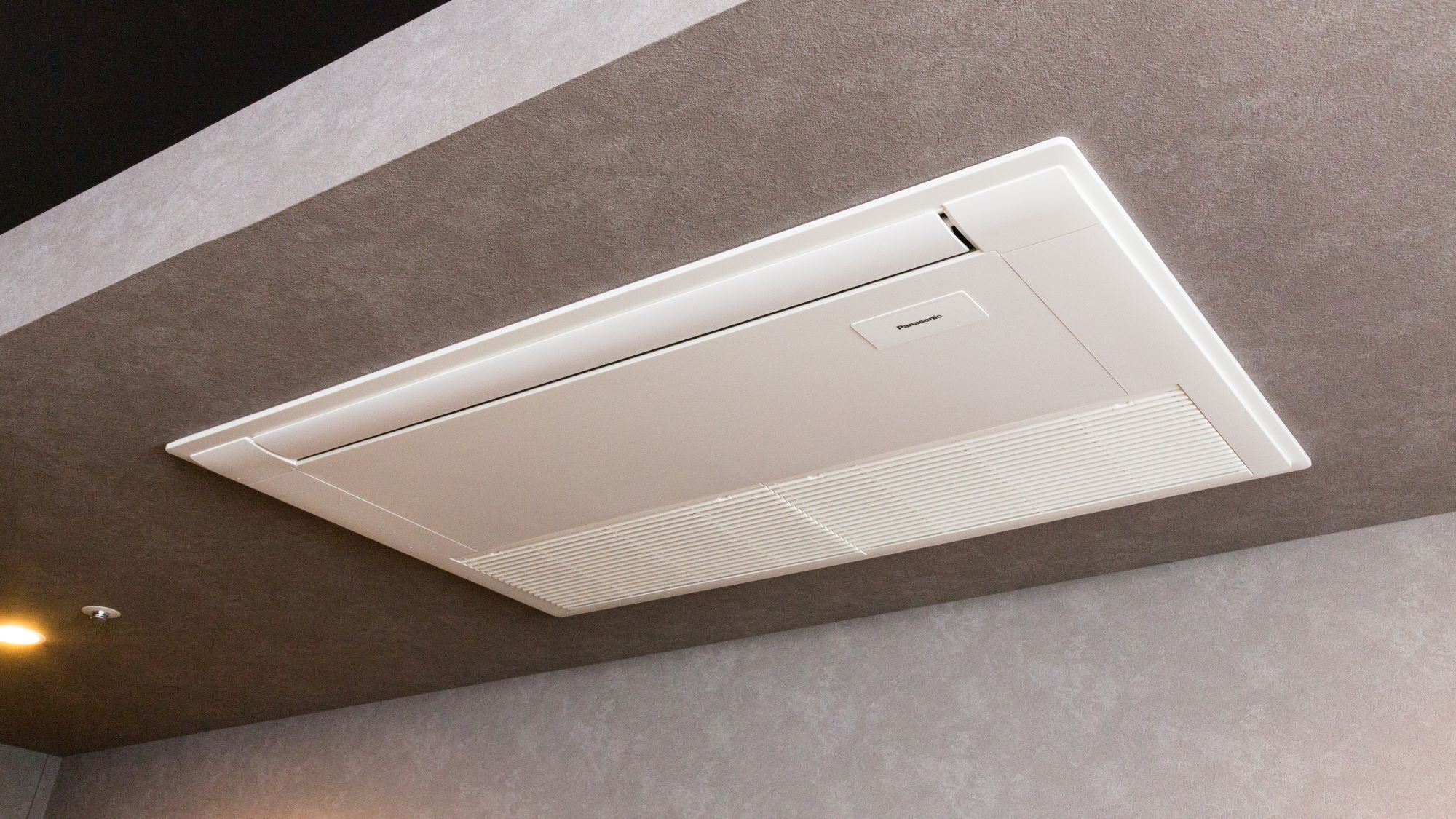 Kamar Executive twin AC individu