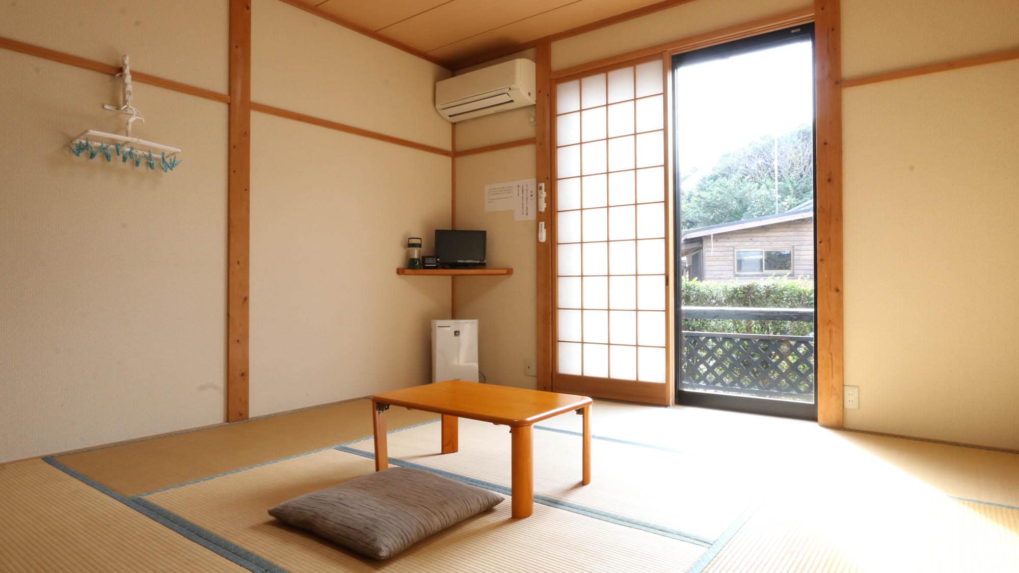 8 tatami room