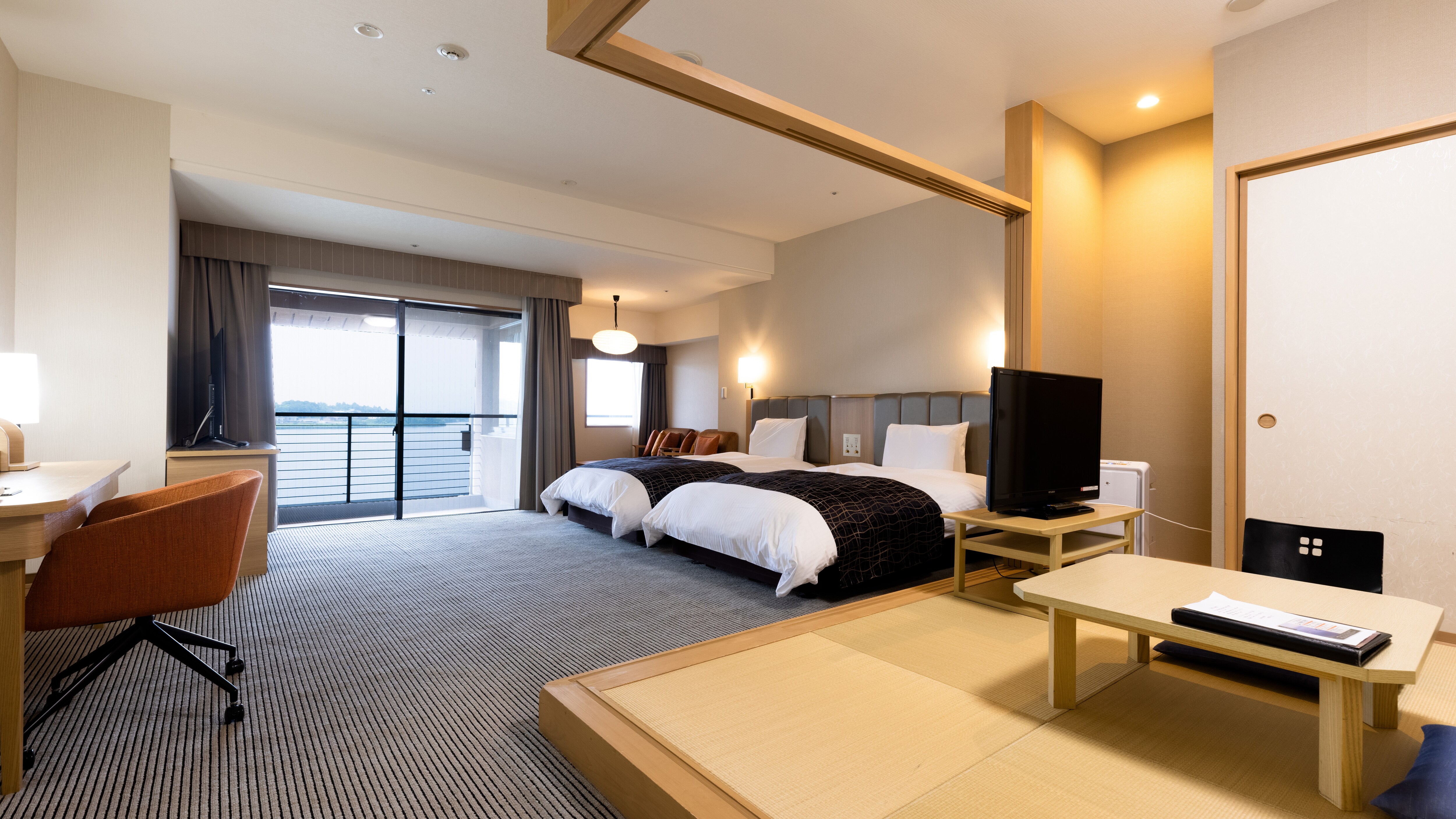 [Superior Japanese-Western style room] Example