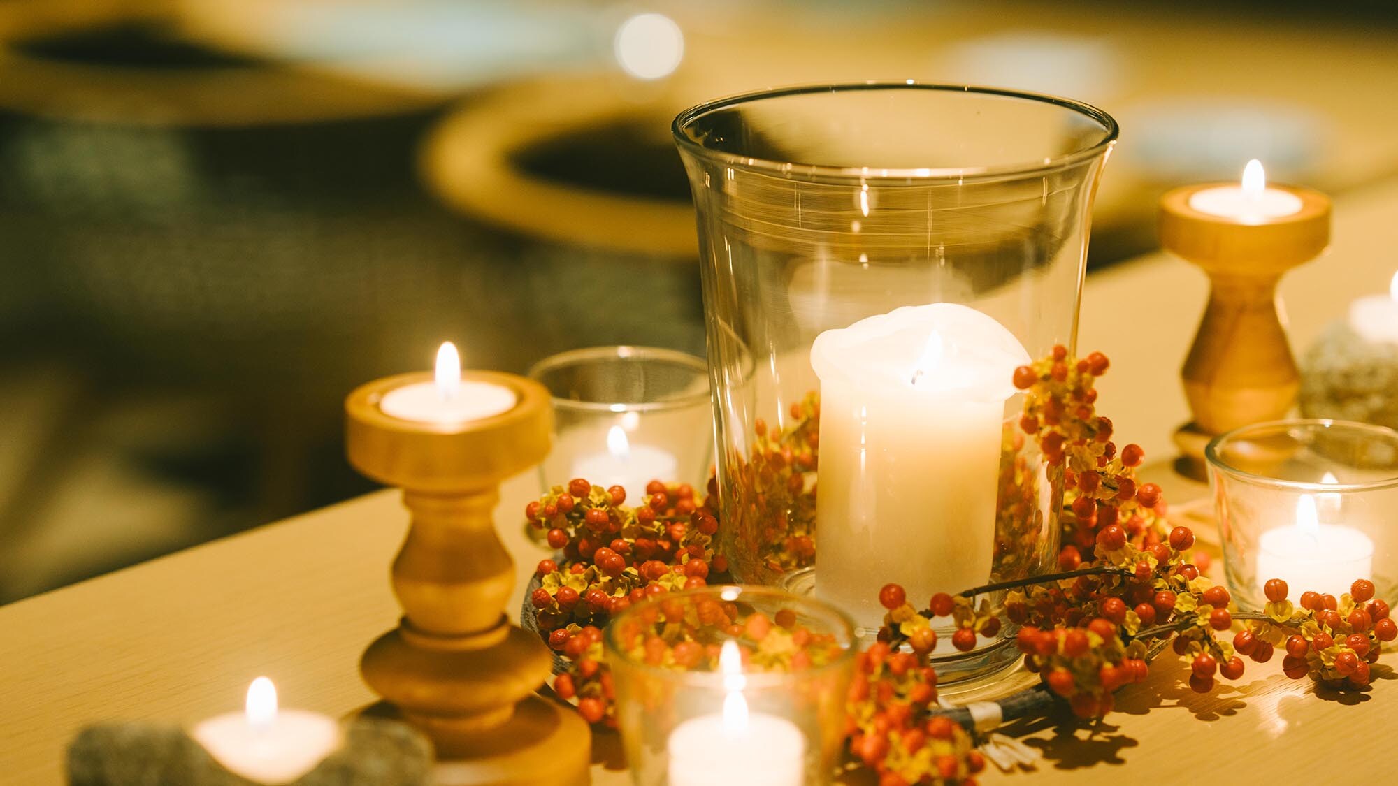 The twinkling and flickering of candles creates a relaxing dinner time.