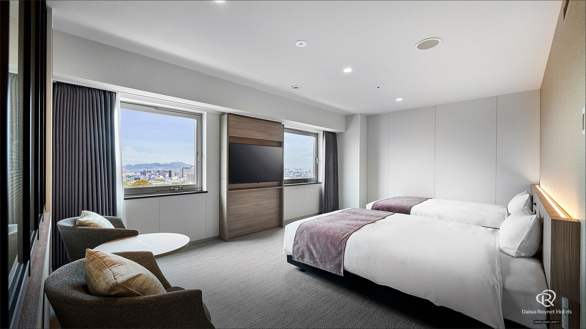 Junior Suite Room (Bedroom)