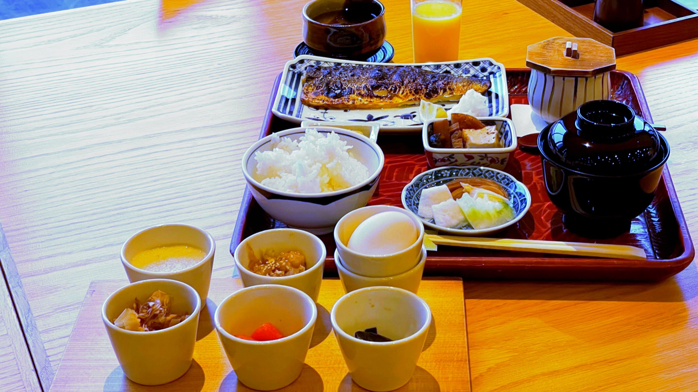 Breakfast: We will prepare a breakfast based on ingredients from Goto that can be arranged according to the length of your stay.