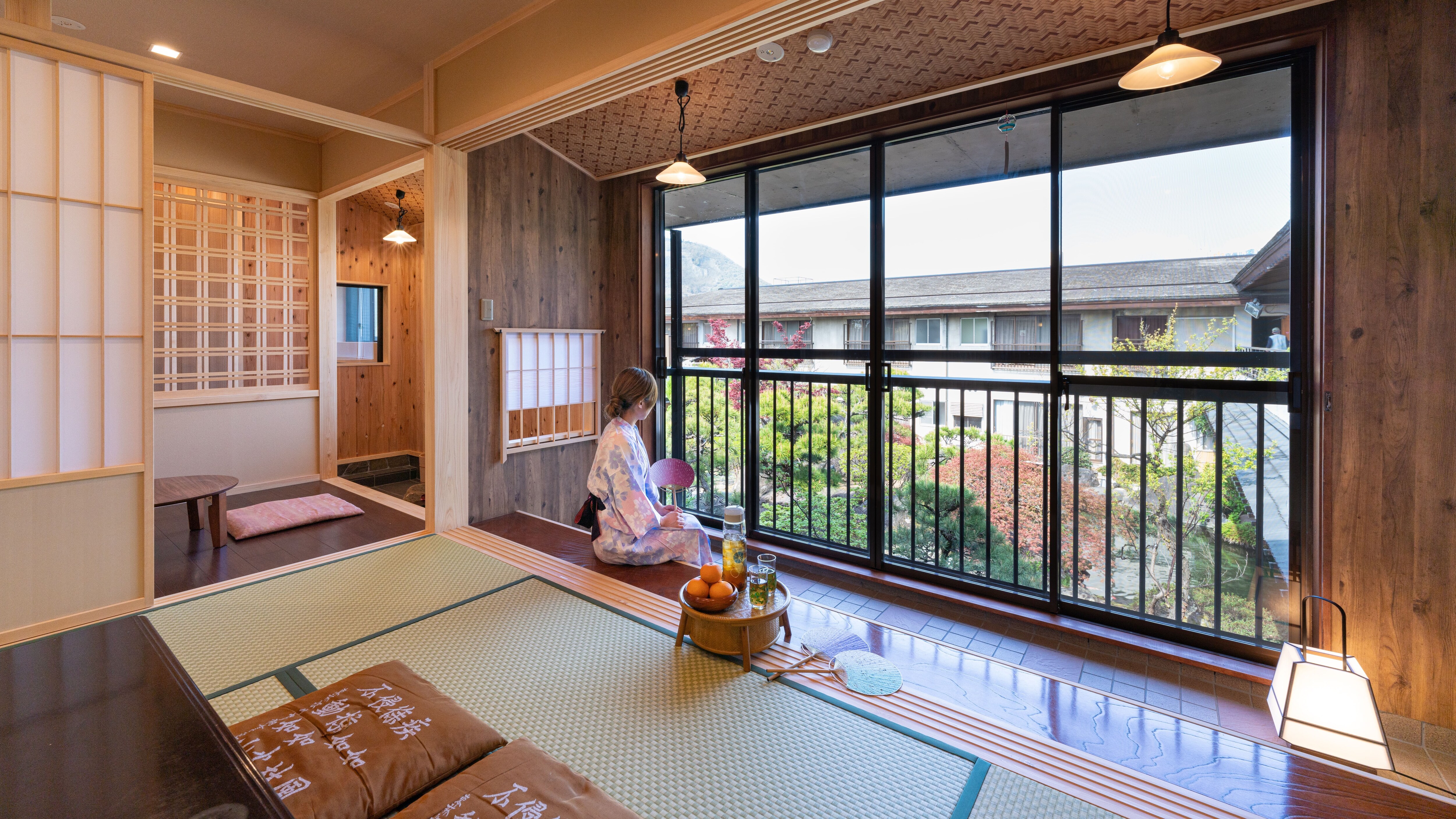 Guest room with new semi-open-air bath [Akadake] Japanese-style room & porch