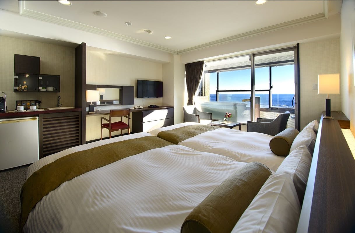 [Guest room with open-air bath] ~ Starry sky song floor (5th floor) ~ "楾" (Western room)