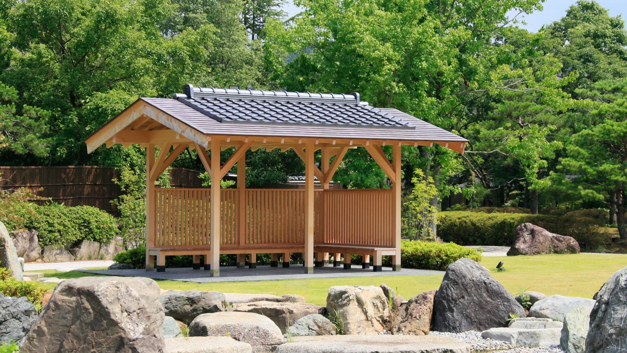Main building and the pure rock Japanese garden
