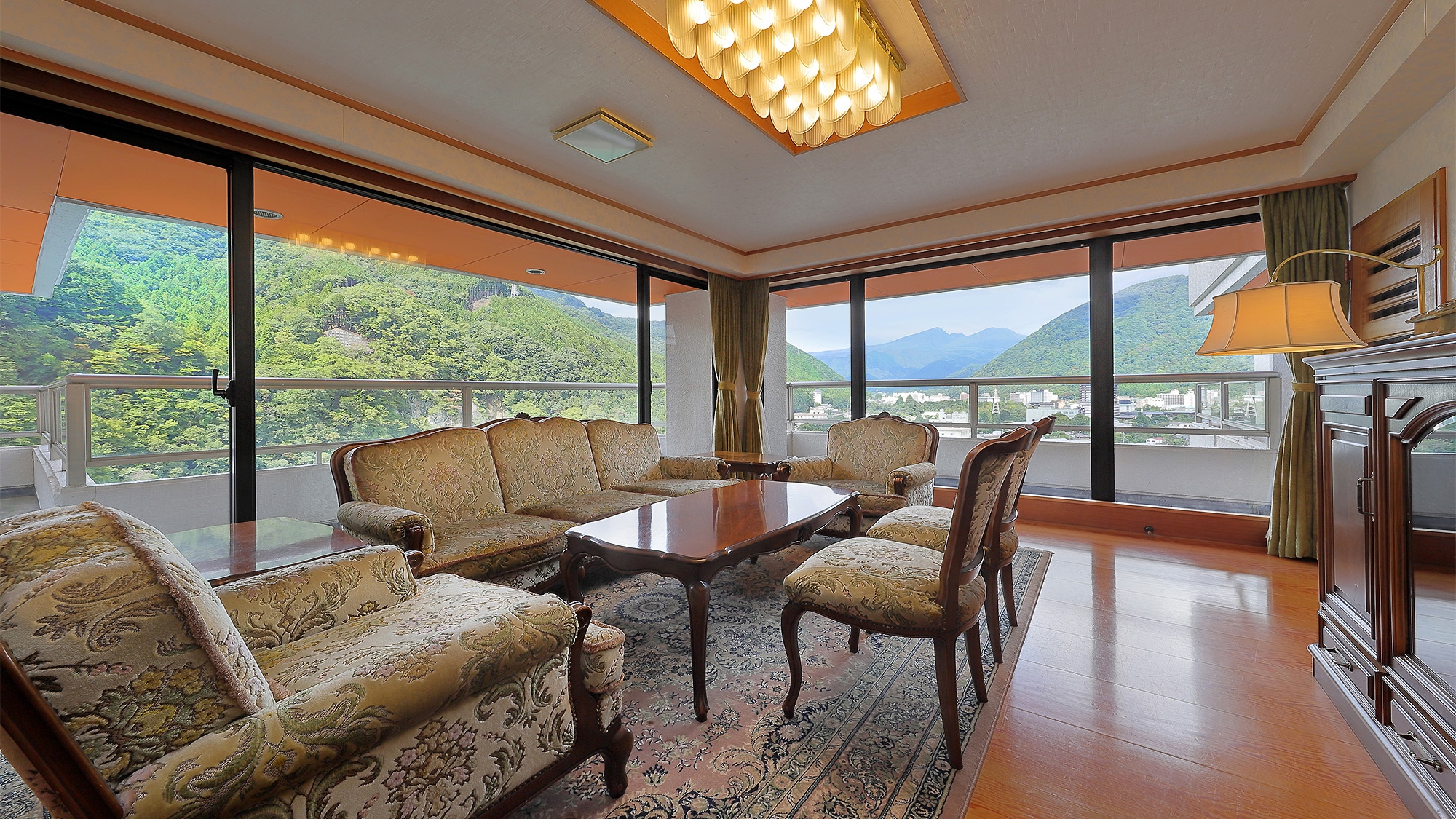 [Japanese-Western room] 13th floor Royal room [Suspension bridge side]