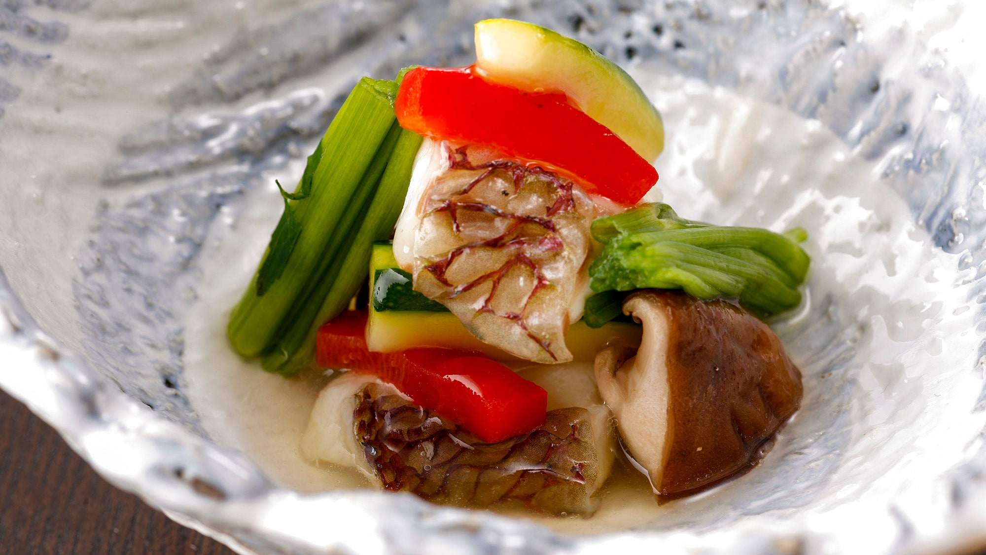 ・【餐點範例】使用箱根當季食材精心烹調的創意料理