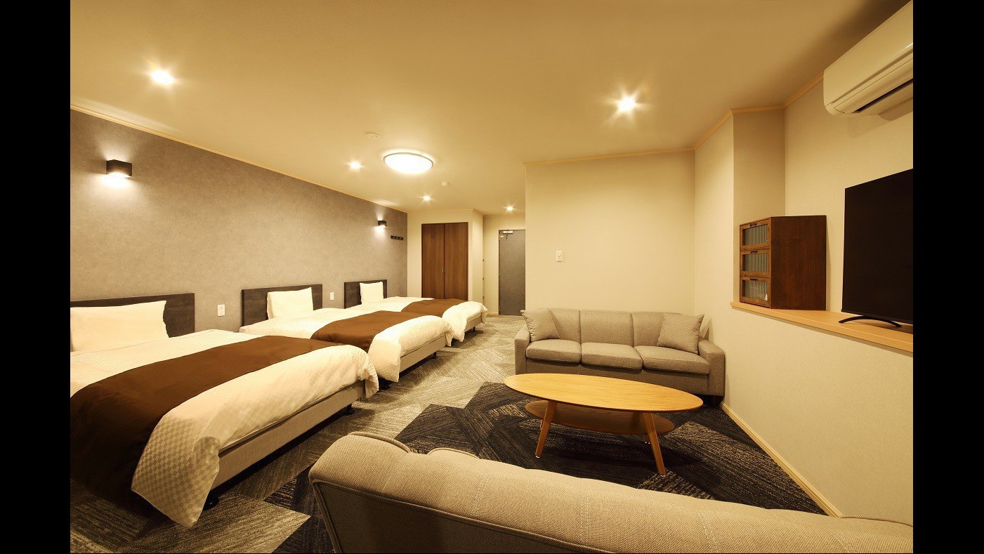ANNEX building/deluxe triple room