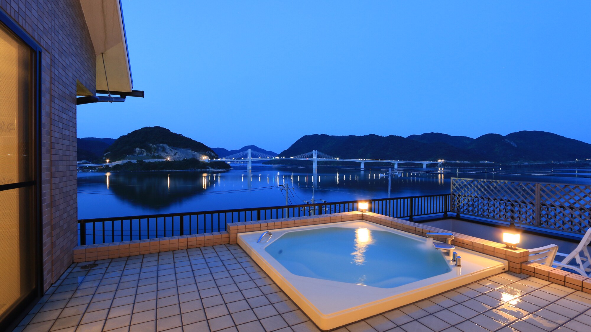 Come and relax and unwind from the fatigue of your journey.