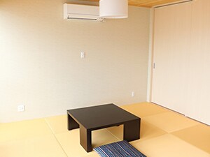 Kamar bergaya Jepang yang cocok untuk bersantai